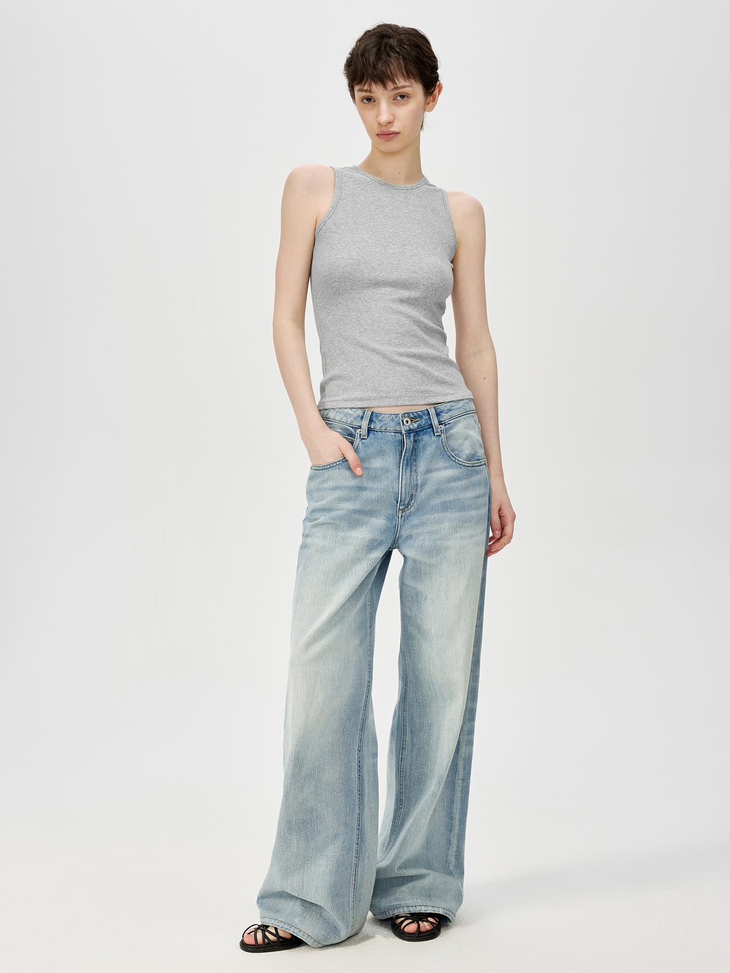 Northbutsouth Multi Color Round Neck Slim Fit Camisole With Side Support