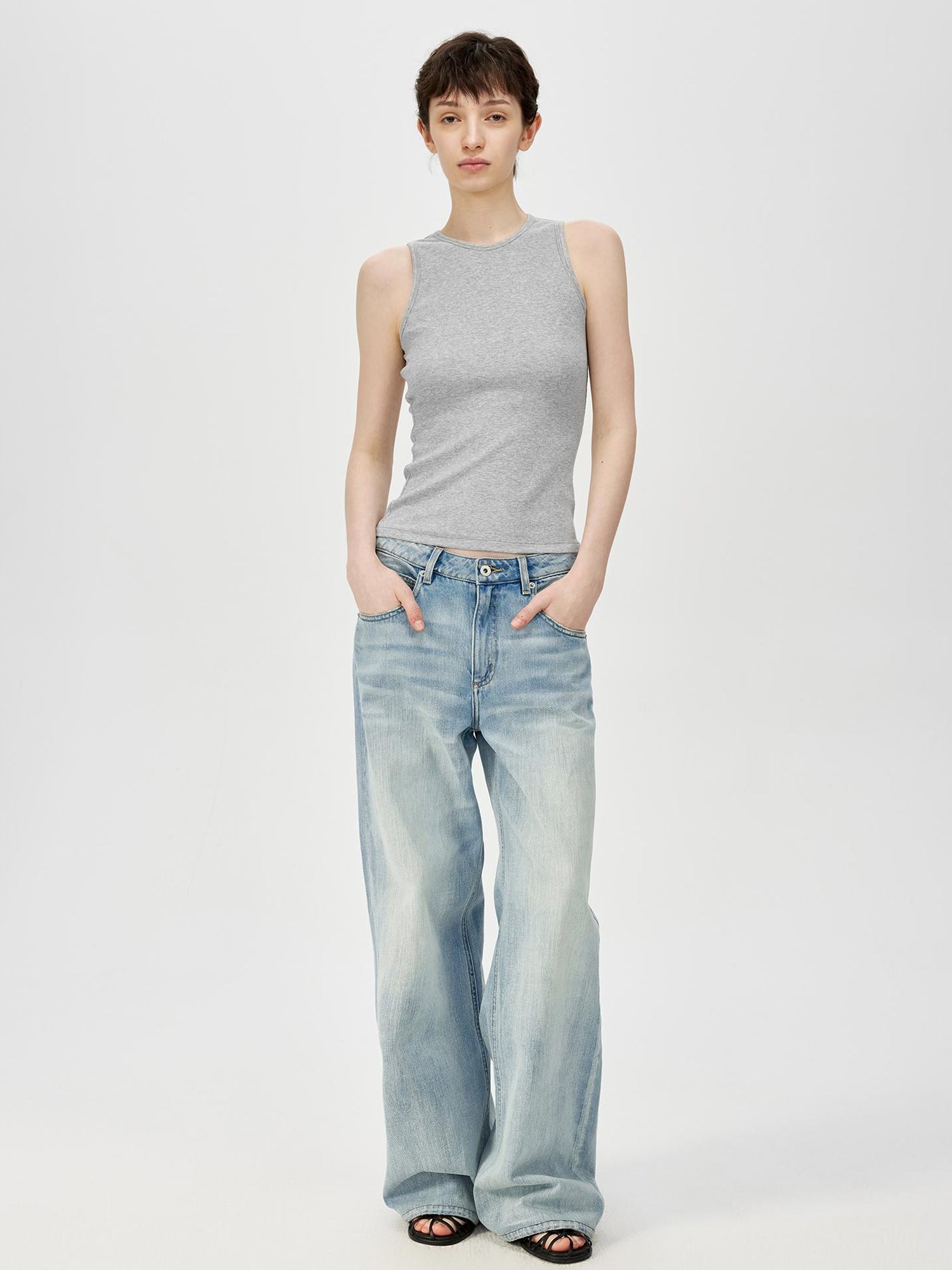 Northbutsouth Multi Color Round Neck Slim Fit Camisole With Side Support