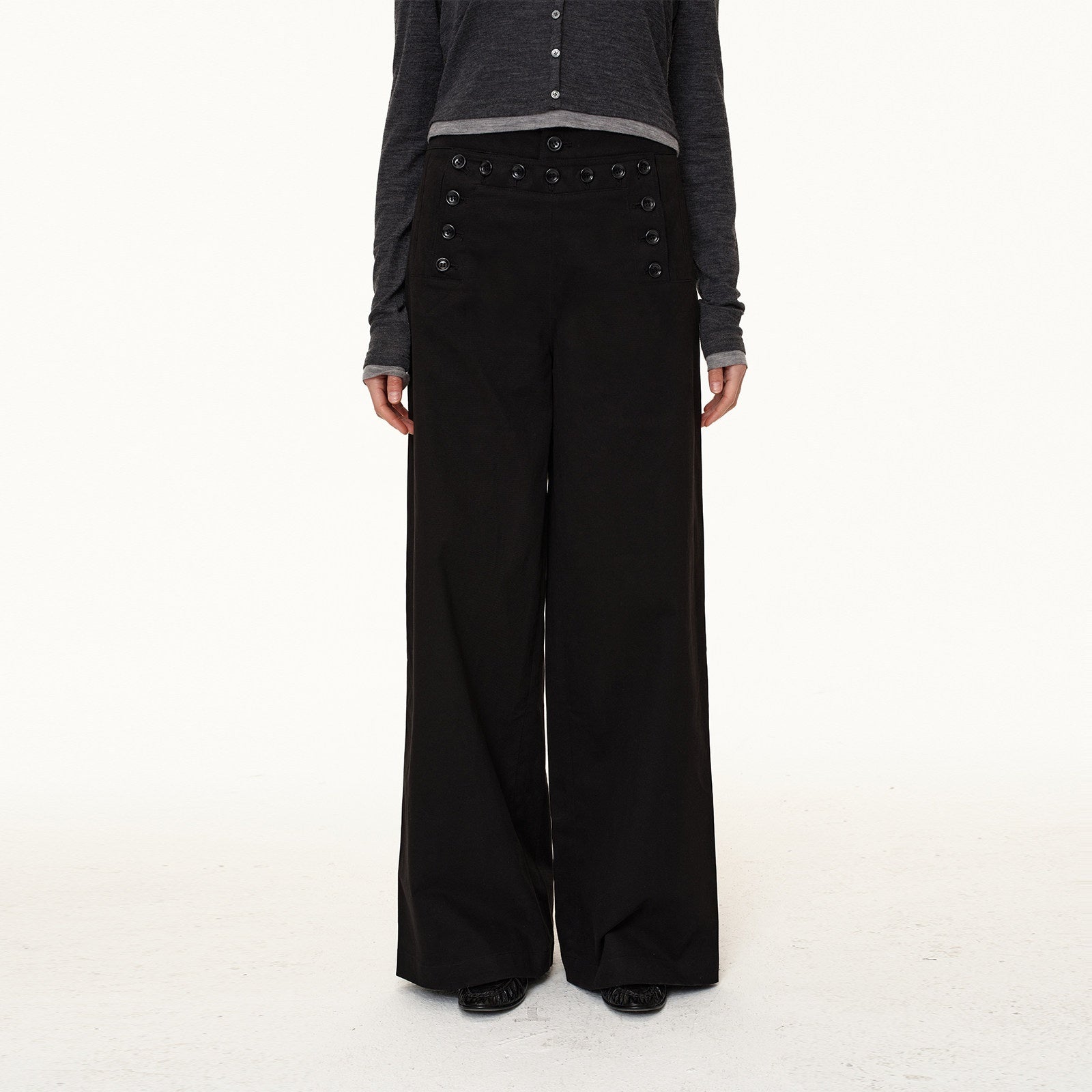 Northbutsouth_Navy_Deck_Multi_Button_Relaxed_Fit_Women&