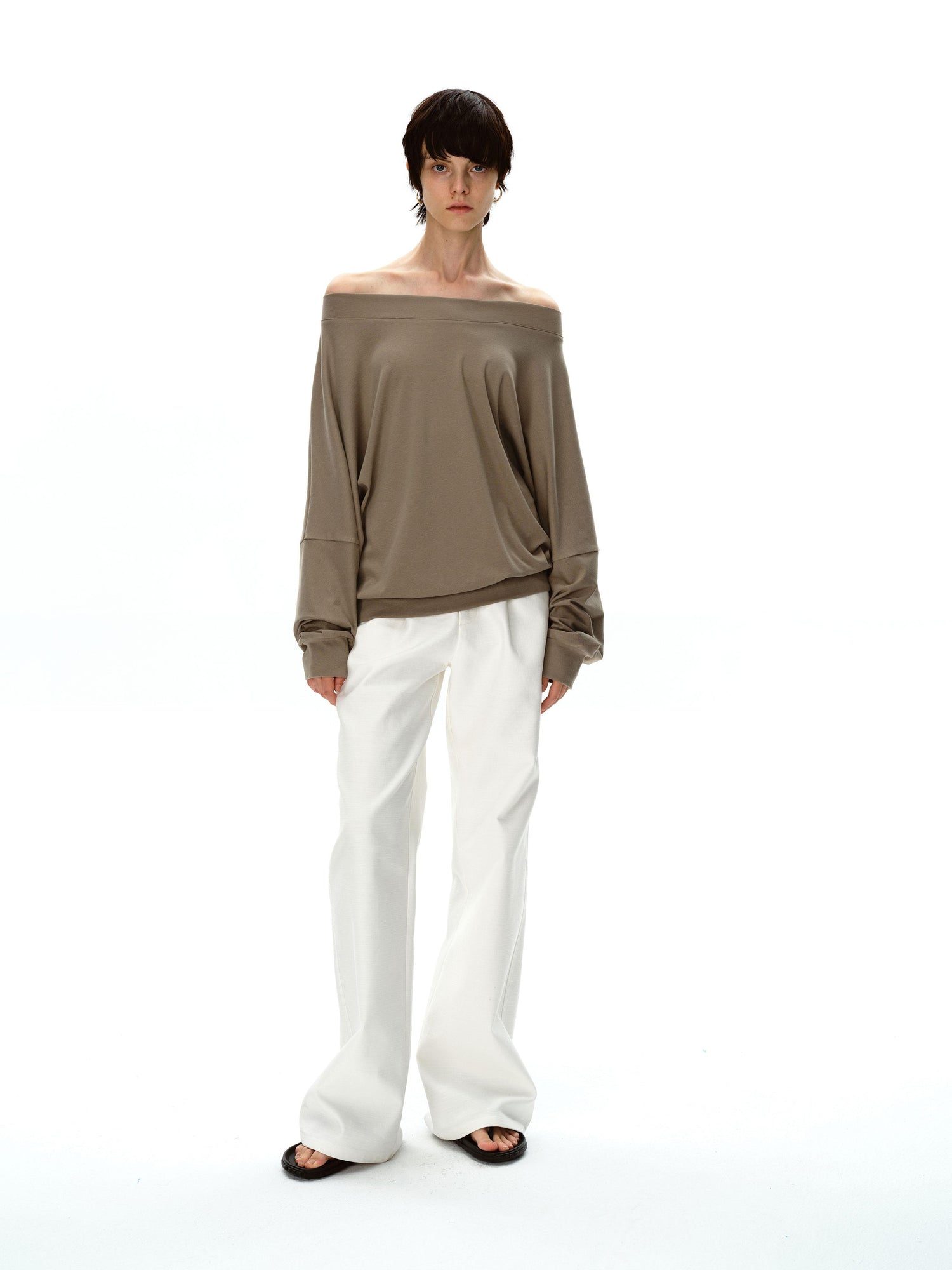 Northbutsouth Oblique Shoulder Batwing Sleeve Stacked Top