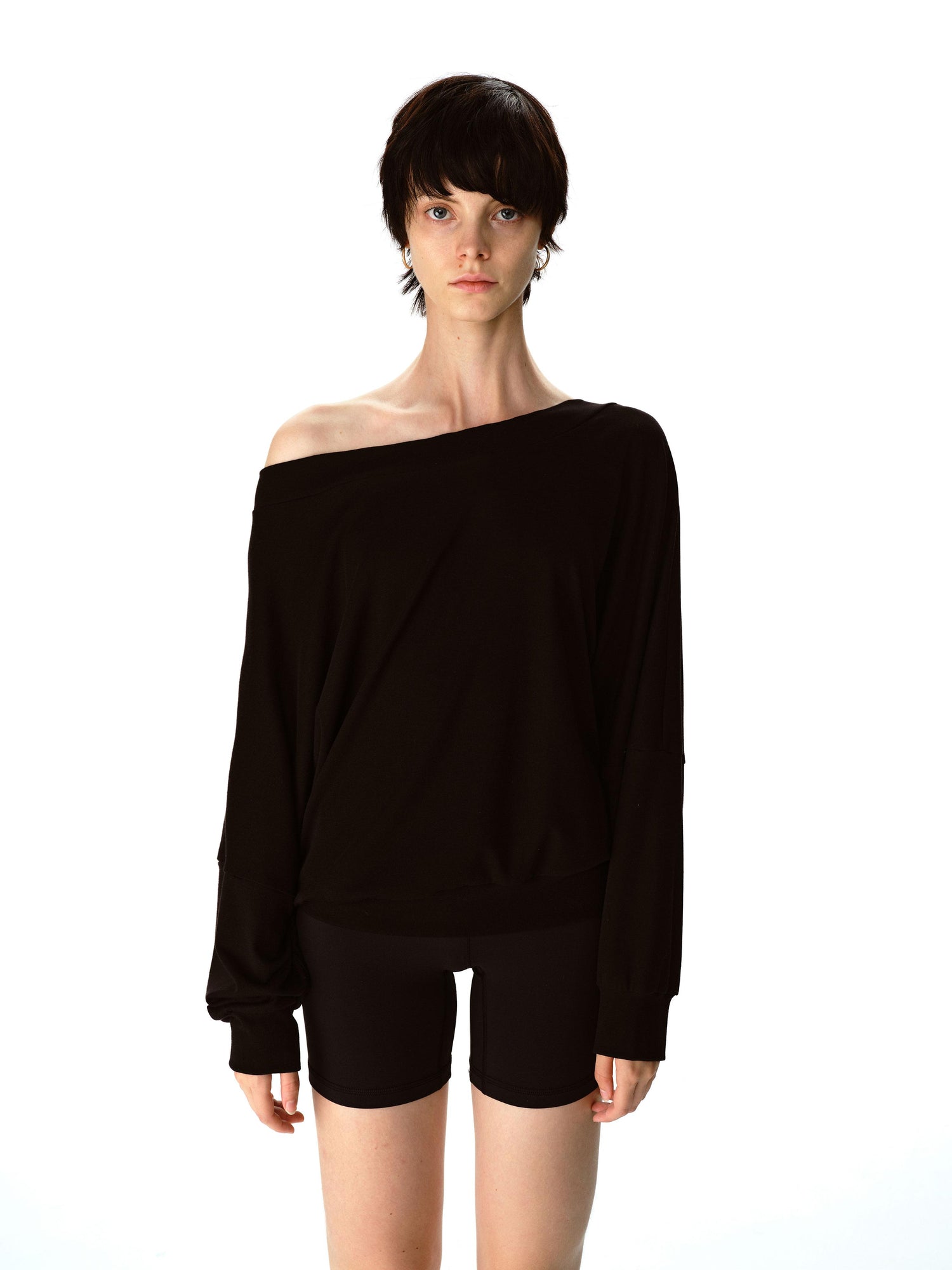 Northbutsouth Oblique Shoulder Batwing Sleeve Stacked Top