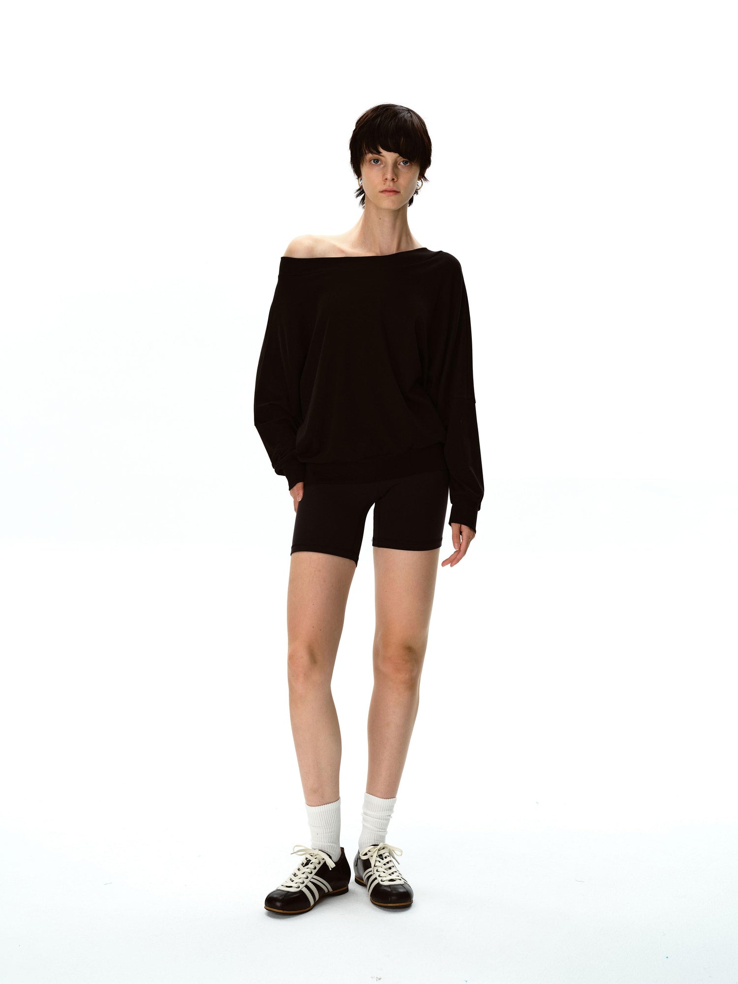 Northbutsouth Oblique Shoulder Batwing Sleeve Stacked Top