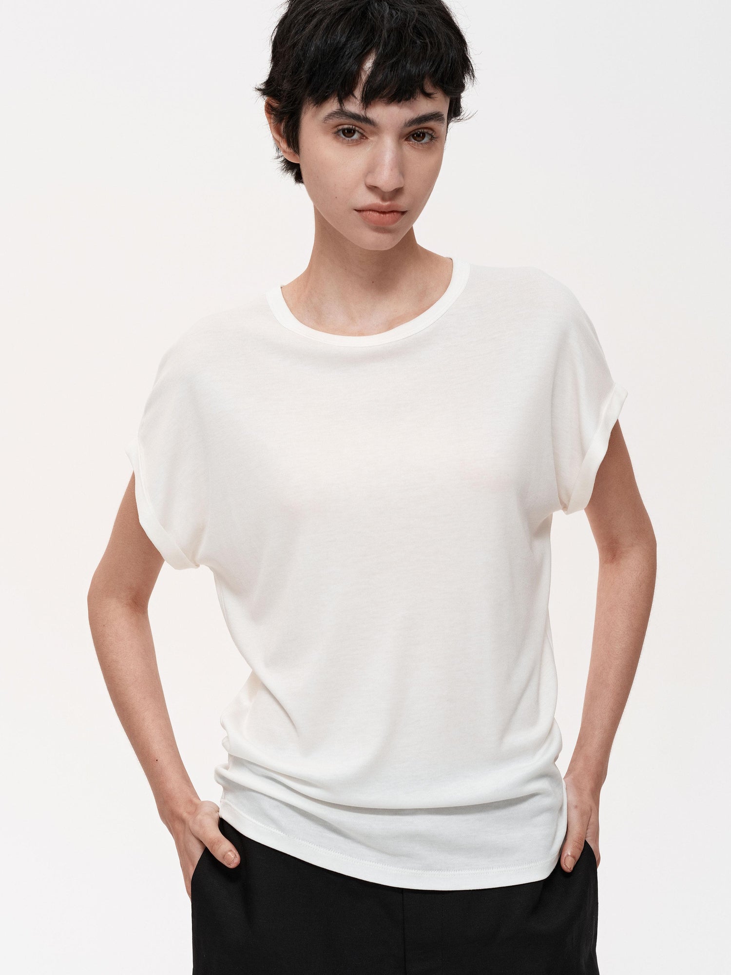 Northbutsouth Raglan Batwing Sleeve Cropped Relaxed Fit T-Shirt