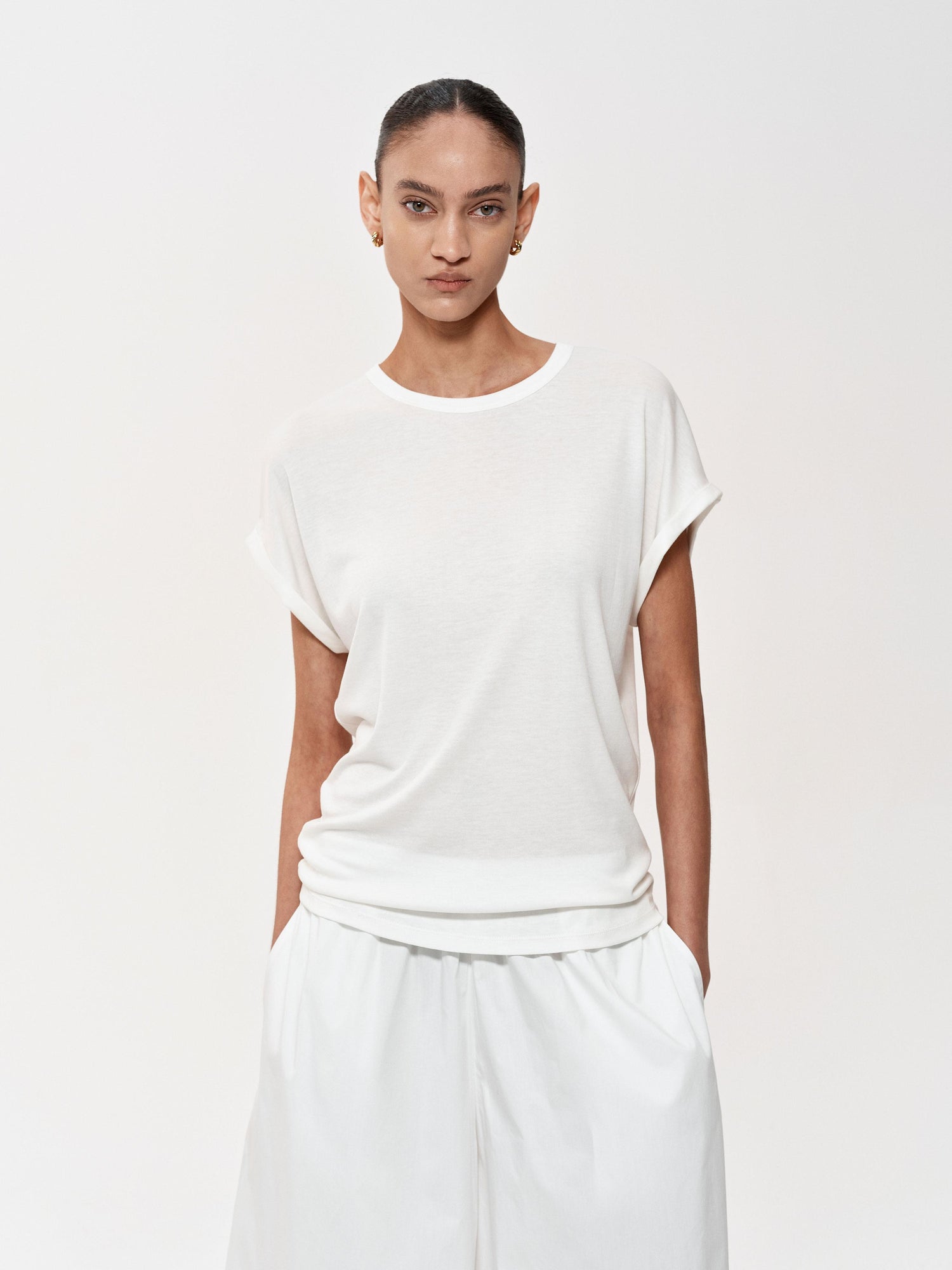 Northbutsouth Raglan Batwing Sleeve Cropped Relaxed Fit T-Shirt