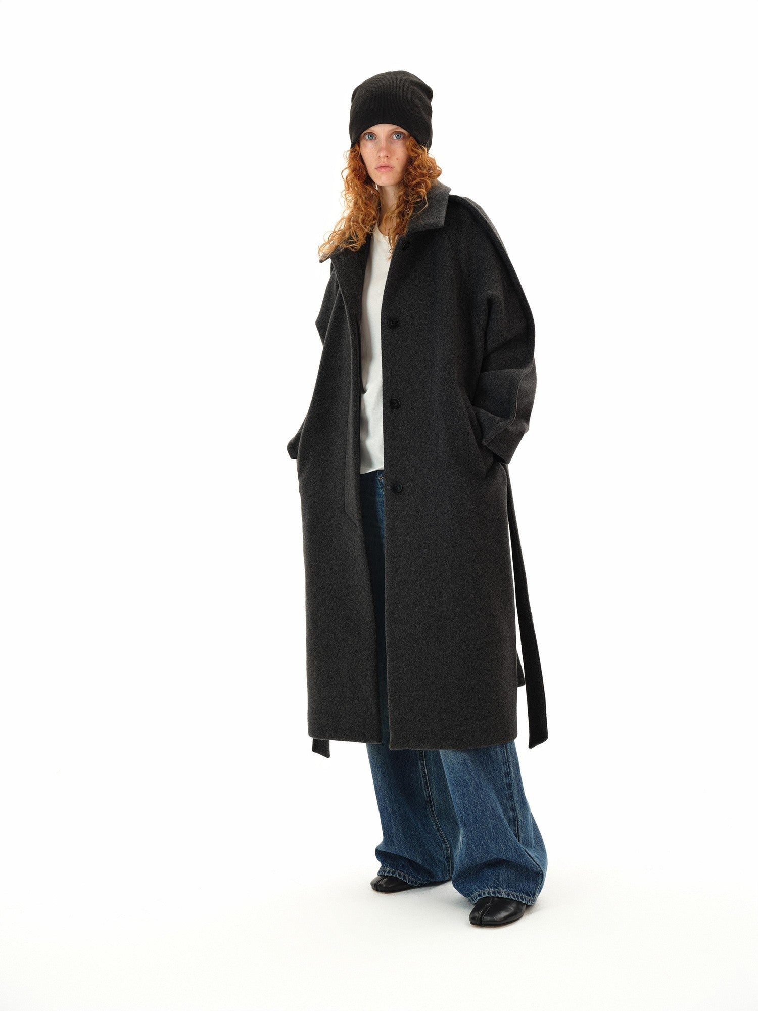 Northbutsouth Structured Shoulder Line Silhouette Women&