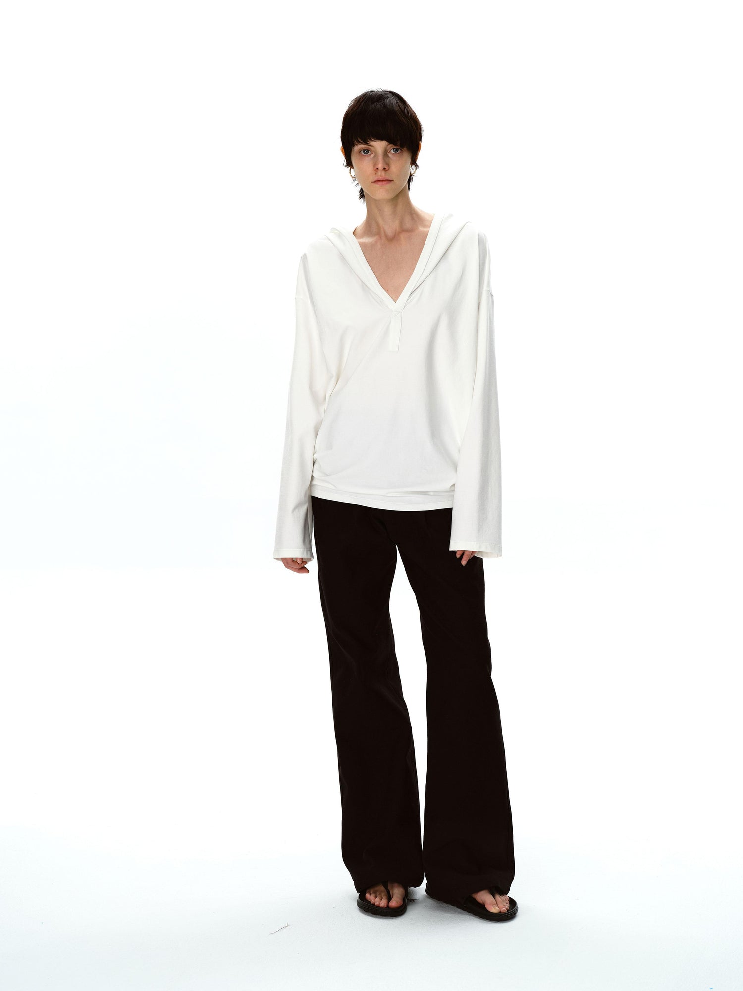 Northbutsouth Textured Bamboo Cotton Relaxed Fit Low Waist Trousers