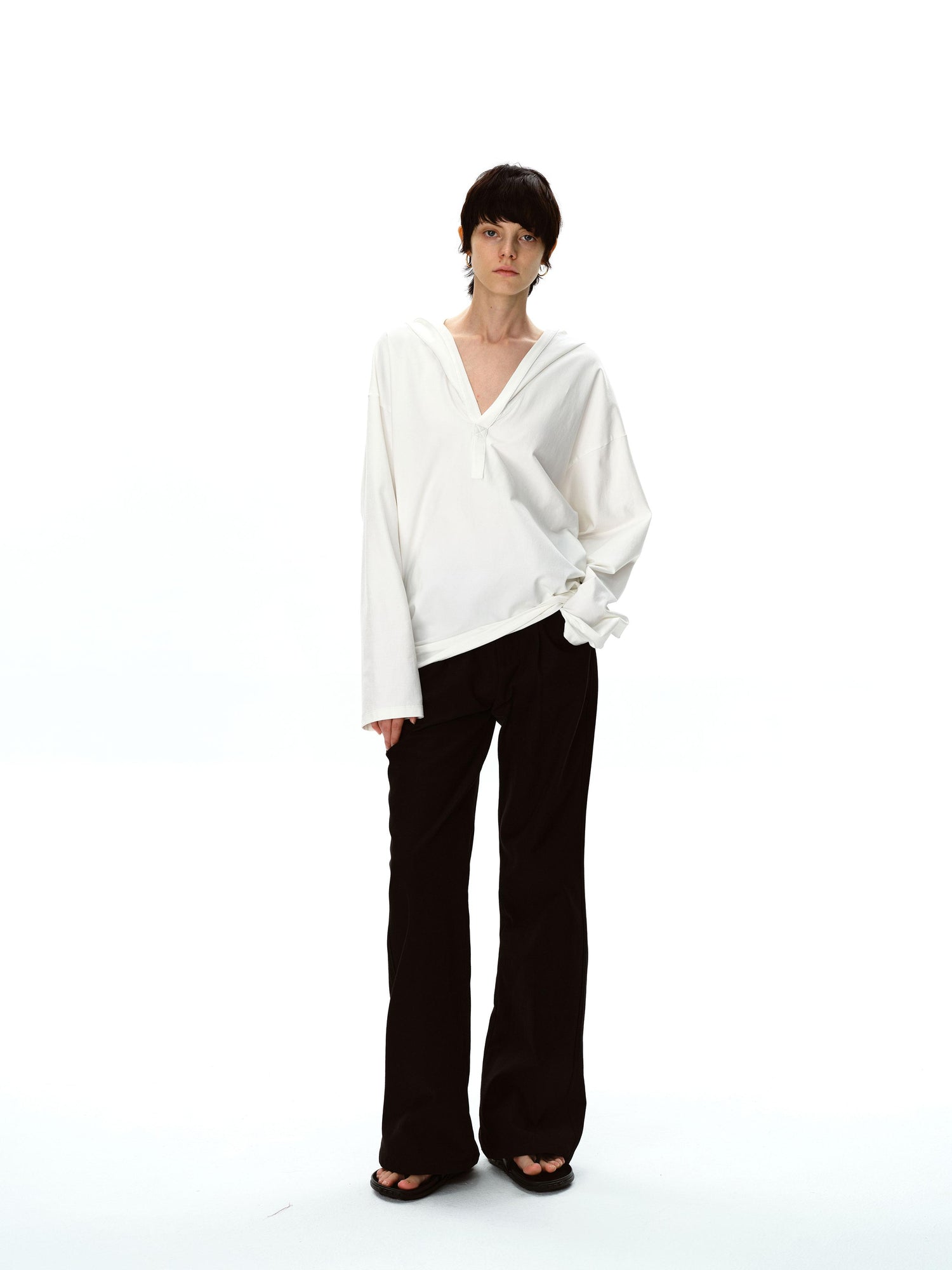 Northbutsouth Textured Bamboo Cotton Relaxed Fit Low Waist Trousers