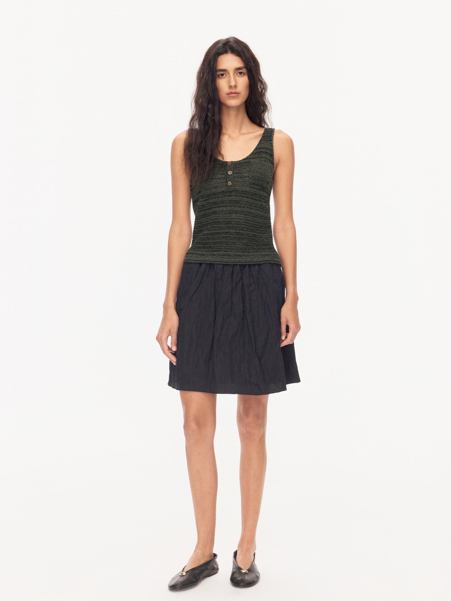 Northbutsouth Textured Melange Three Button Rolled Edge U Neck Women&