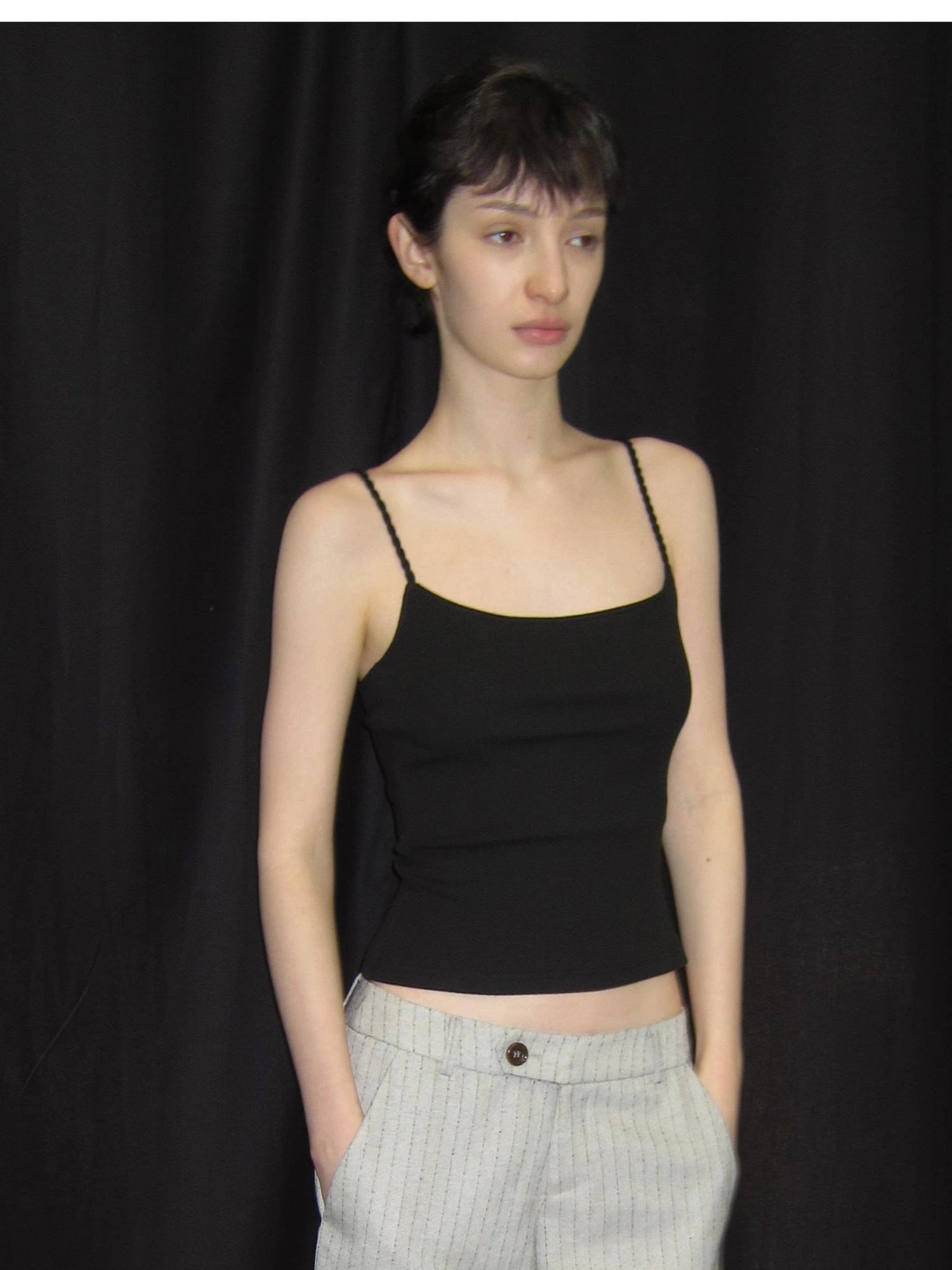 Textured Ribbed Slim Fit Camisole V-neck