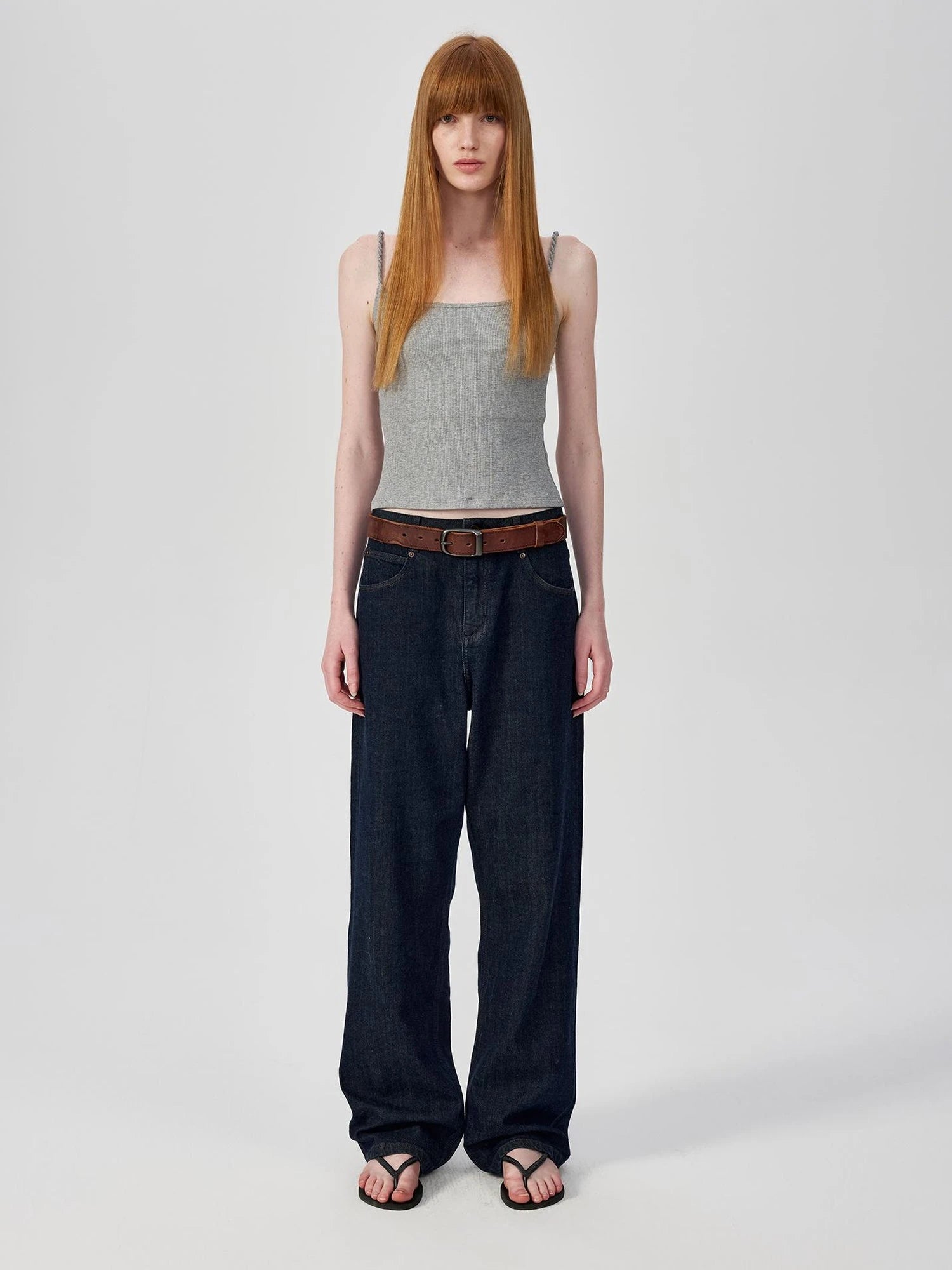 Textured Ribbed Slim Fit Camisole V-neck