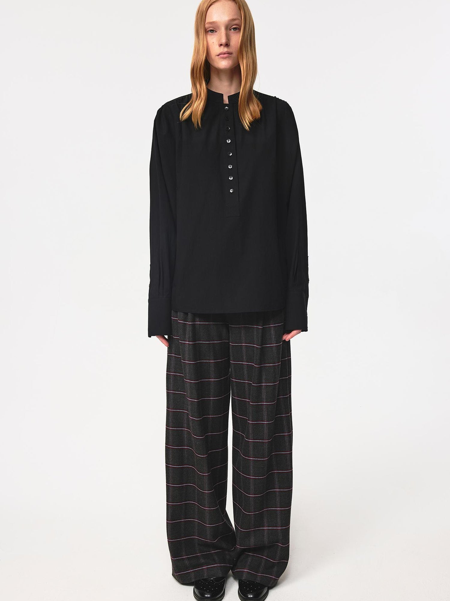 Northbutsouth Textured Washed Relaxed FiT-shirt With Floral Button Detail