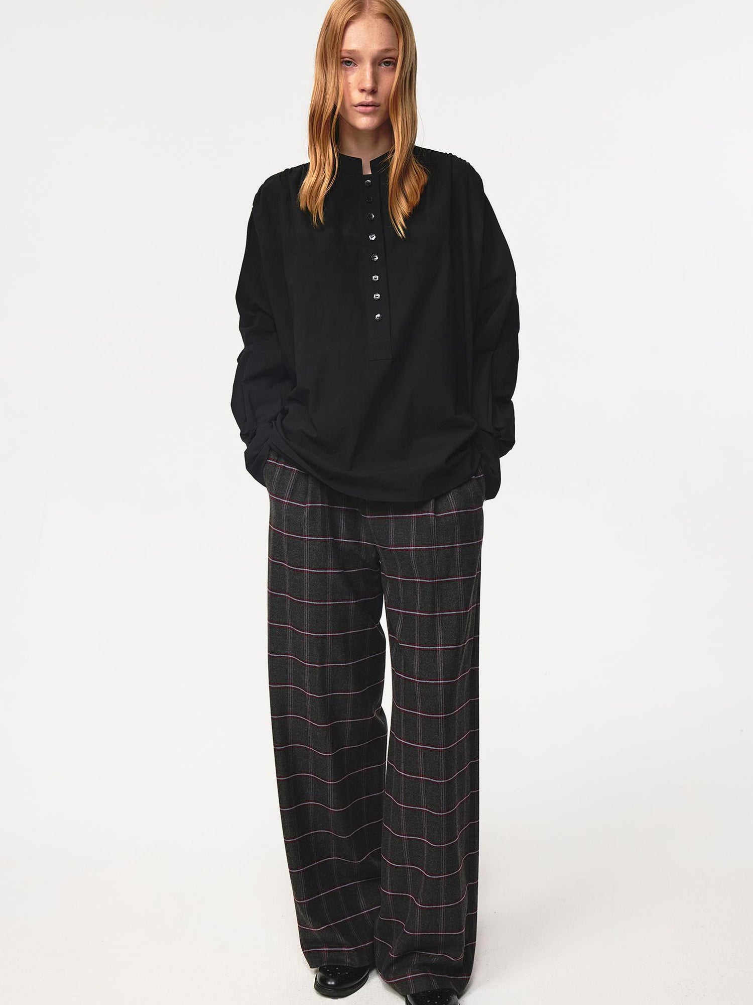 Northbutsouth Textured Washed Relaxed FiT-shirt With Floral Button Detail