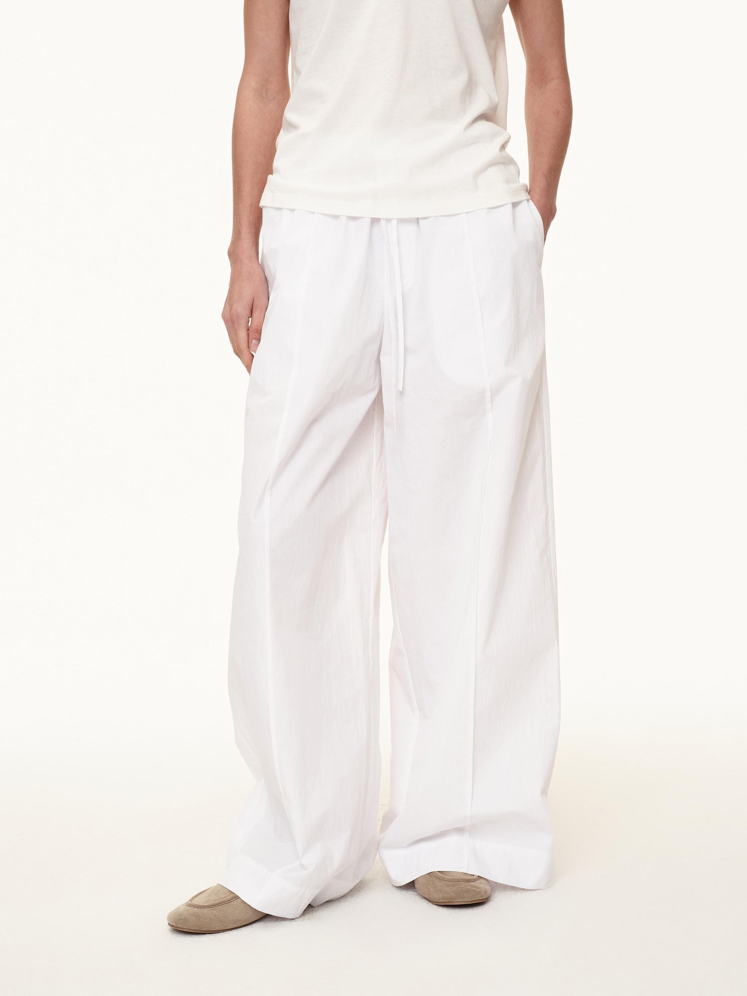 Northbutsouth Three Color Pleated Elastic Waist Wide Leg Pants