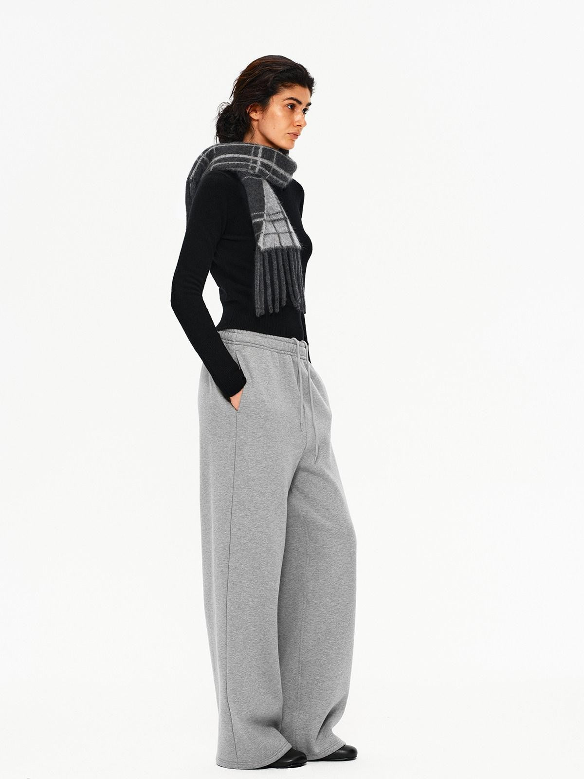Northbutsouth Tri Color Cropped Pullover Women&