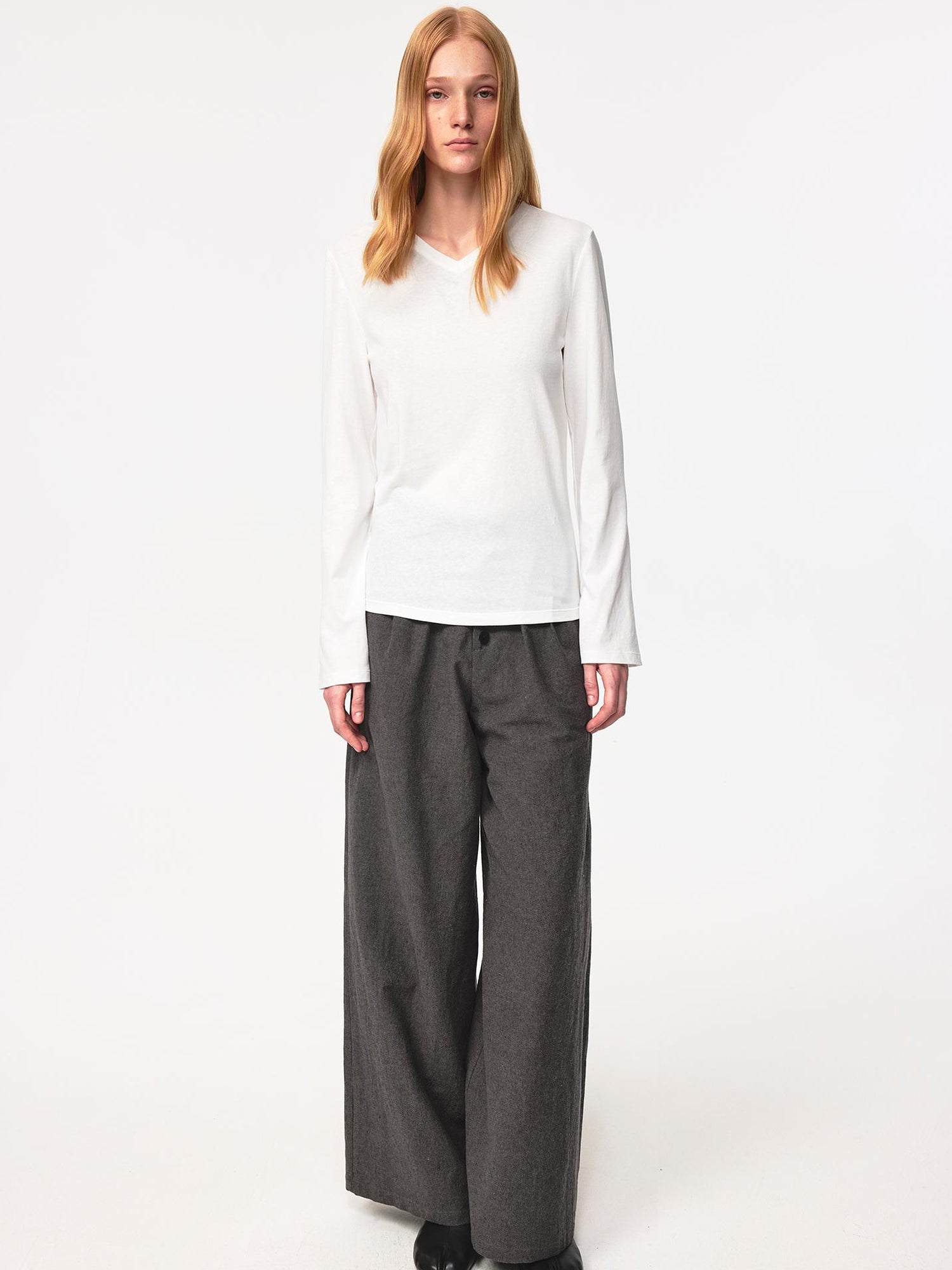 Northbutsouth Tunnel Pleat Cotton Linen Textured Multi Button Relaxed Trousers