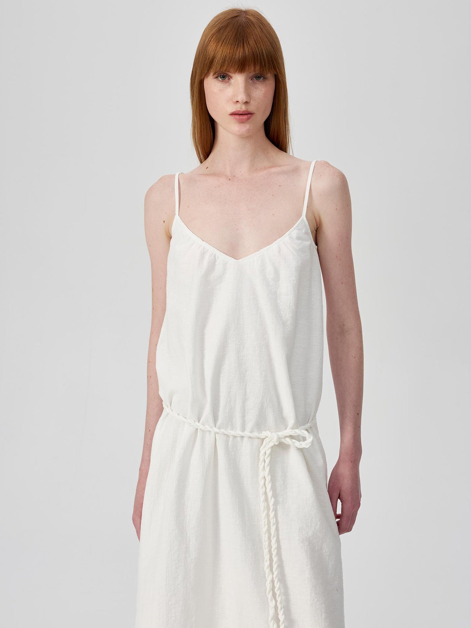 Northbutsouth Twist Knot V-Neck Adjustable Strap Textured Midi Dress