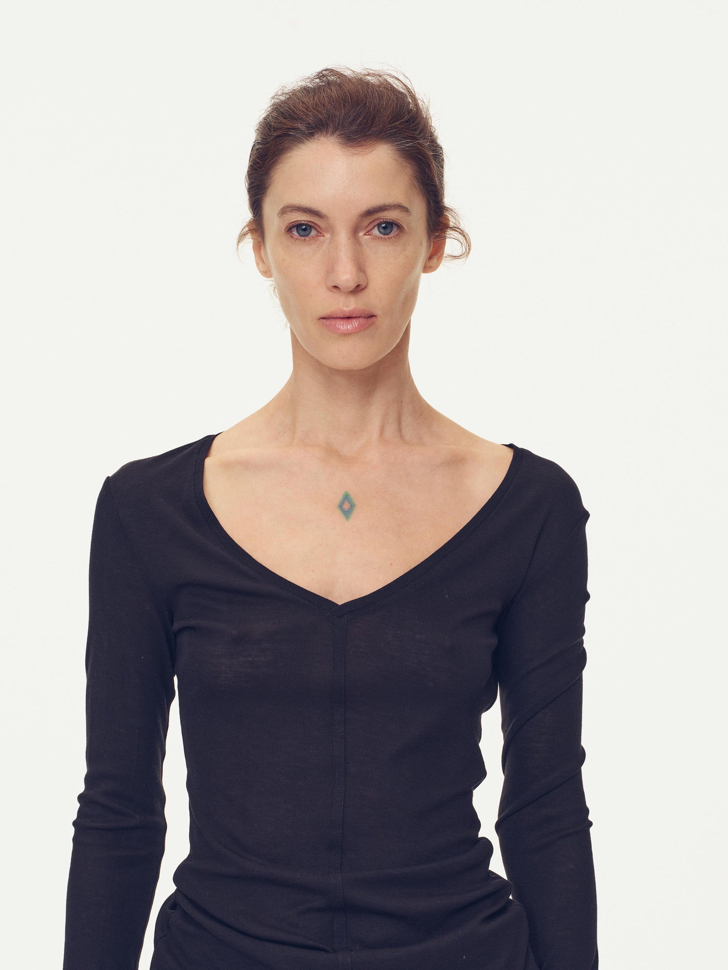 Northbutsouth V-Neck Tencel Wool Stretch Long Sleeve Base Layer