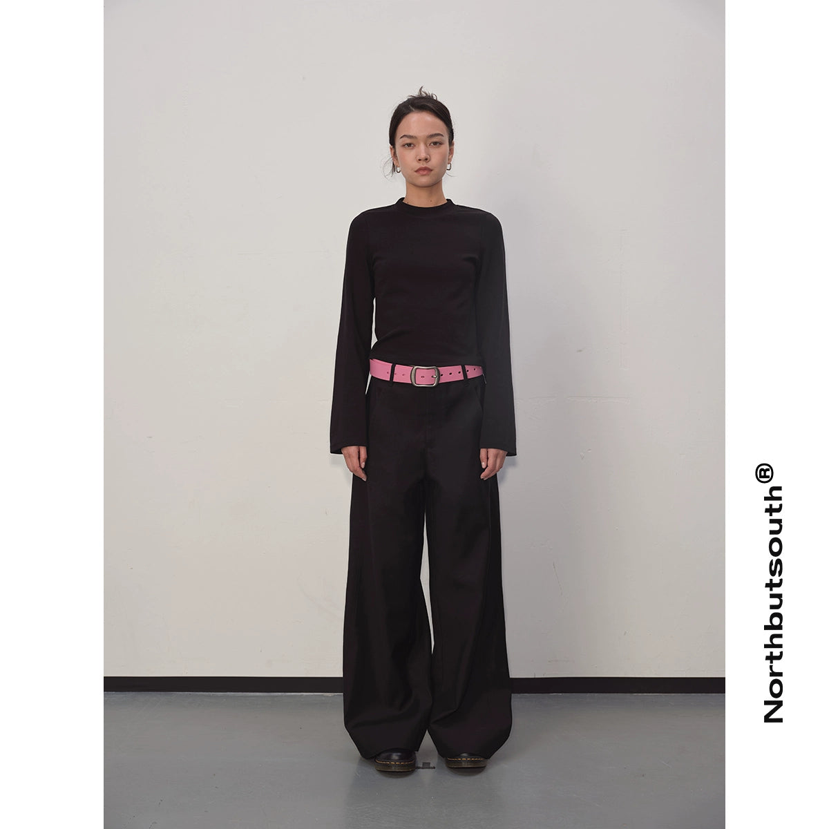 Northbutsouth Wide Leg Trousers With Bold Hem Detail Black MISSTT