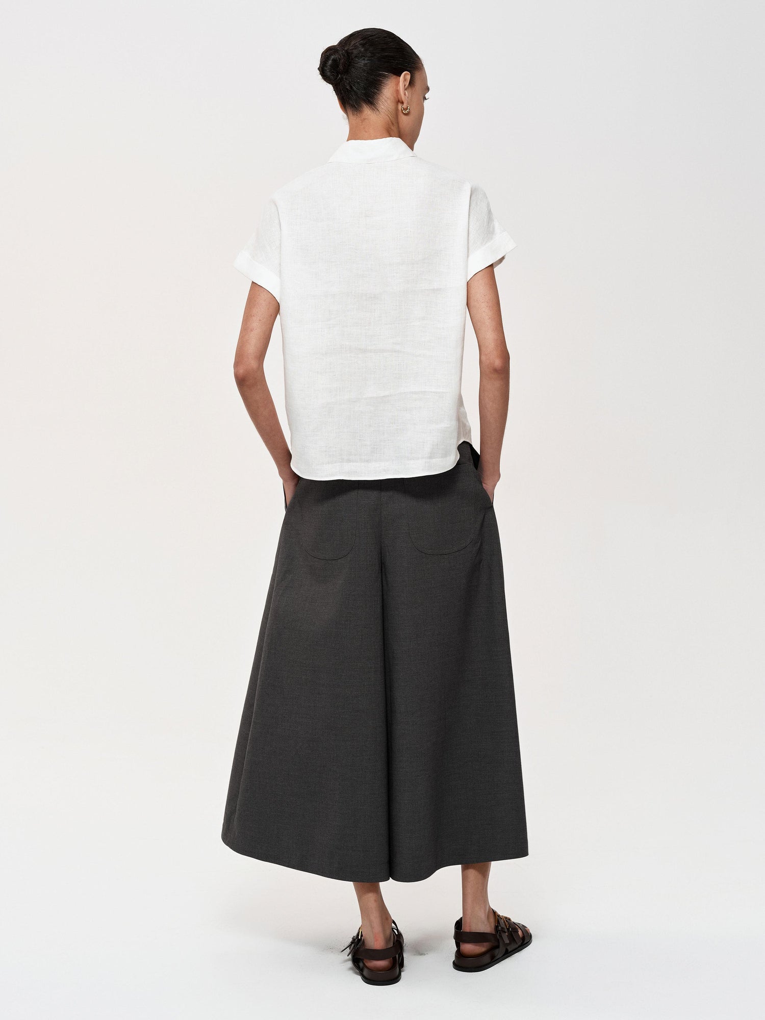 Northbutsouth Wool Blend Pleated Wide Leg Cropped Trouser Shorts