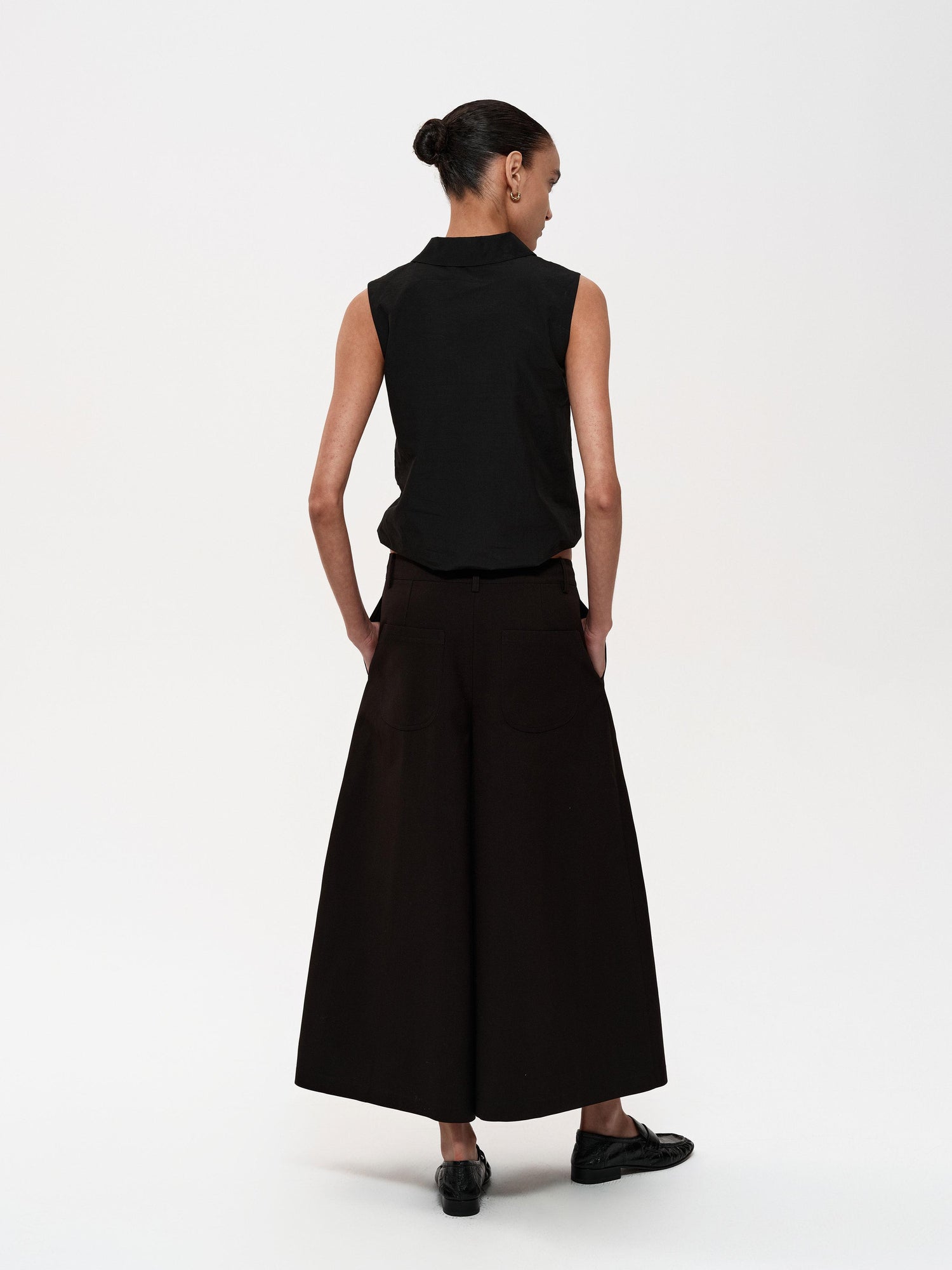 Northbutsouth Wool Blend Pleated Wide Leg Cropped Trouser Shorts