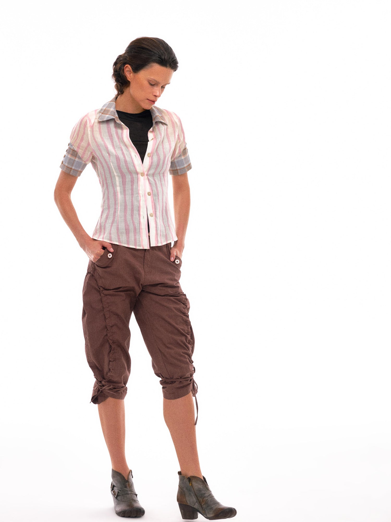 NyDkyel Geometric Color Block Striped Shirt with Asymmetric Cuffs
