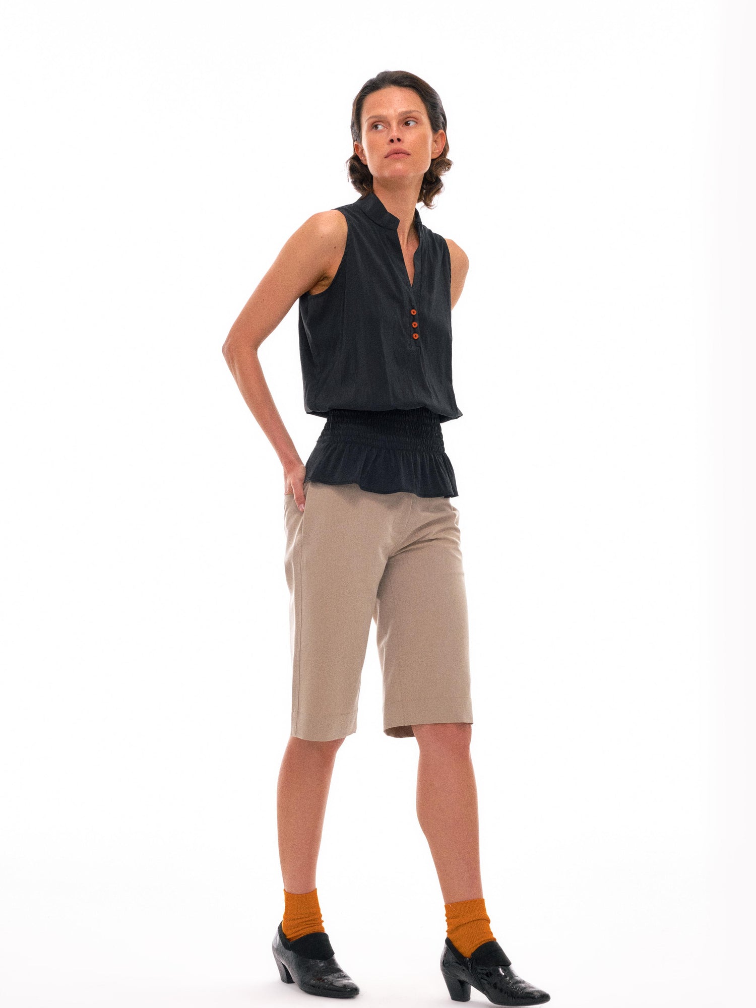 NyDkyel Lightweight Pleated Tapered Twill Shorts