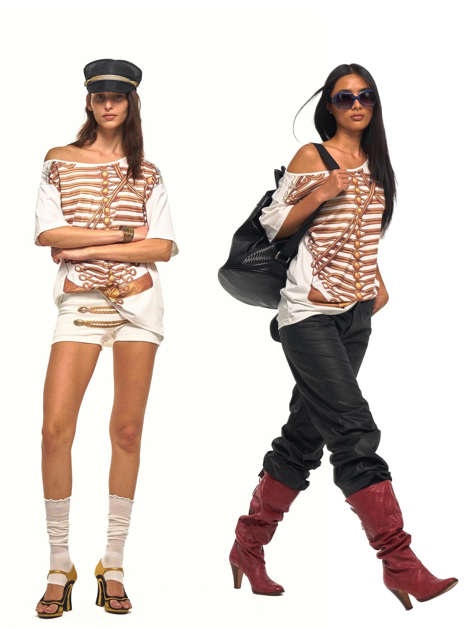 NyDkyel Napoleon Print Asymmetric Slant Neck Women&