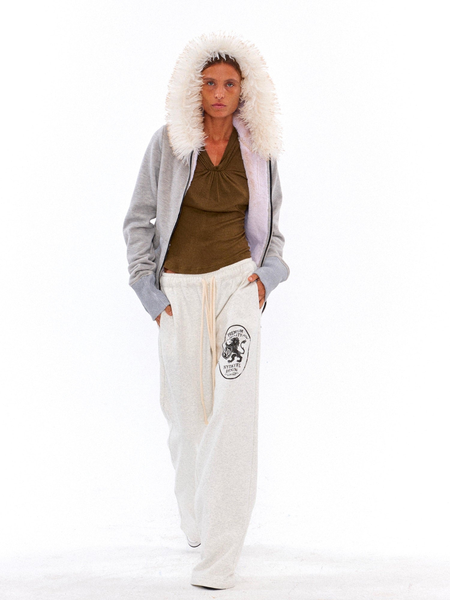 NyDkyel Ultra Soft 100% Wool Minimalist Tight Fit V-ceck Women Breathable Knit Hoodies