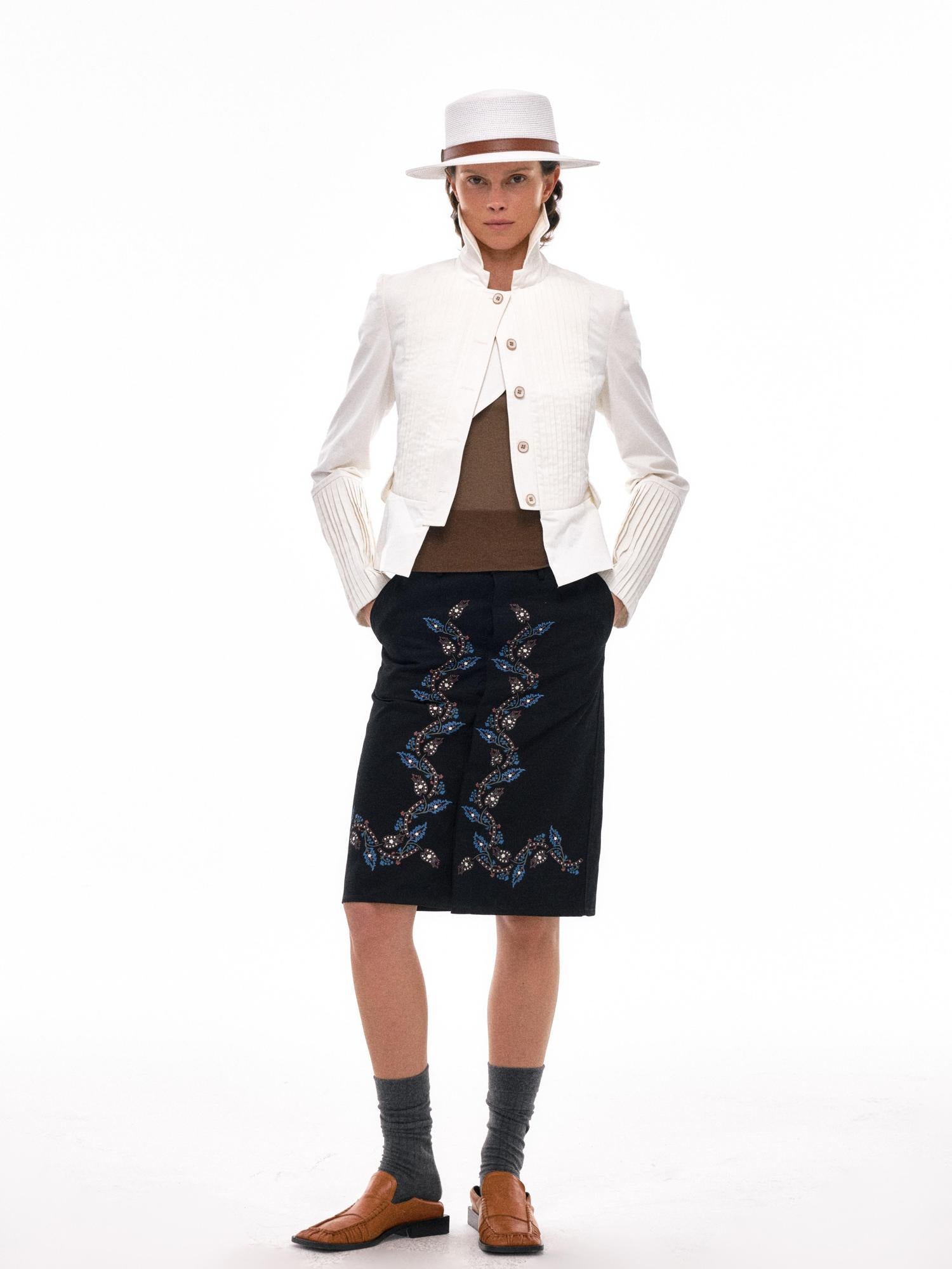 NyDkyel Vintage British Equestrian Short Jacket With Pleated Detail