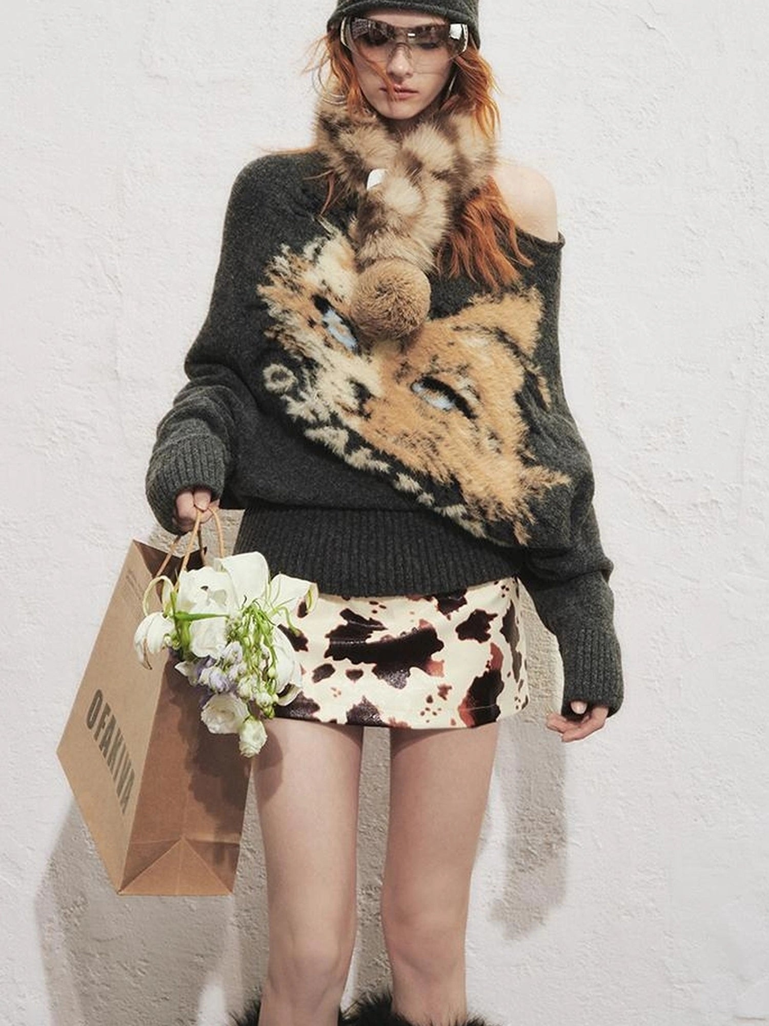 OfAkiva Akiva Lioncat Fluffy Sweater V-neck T-shirt Long Sleeve