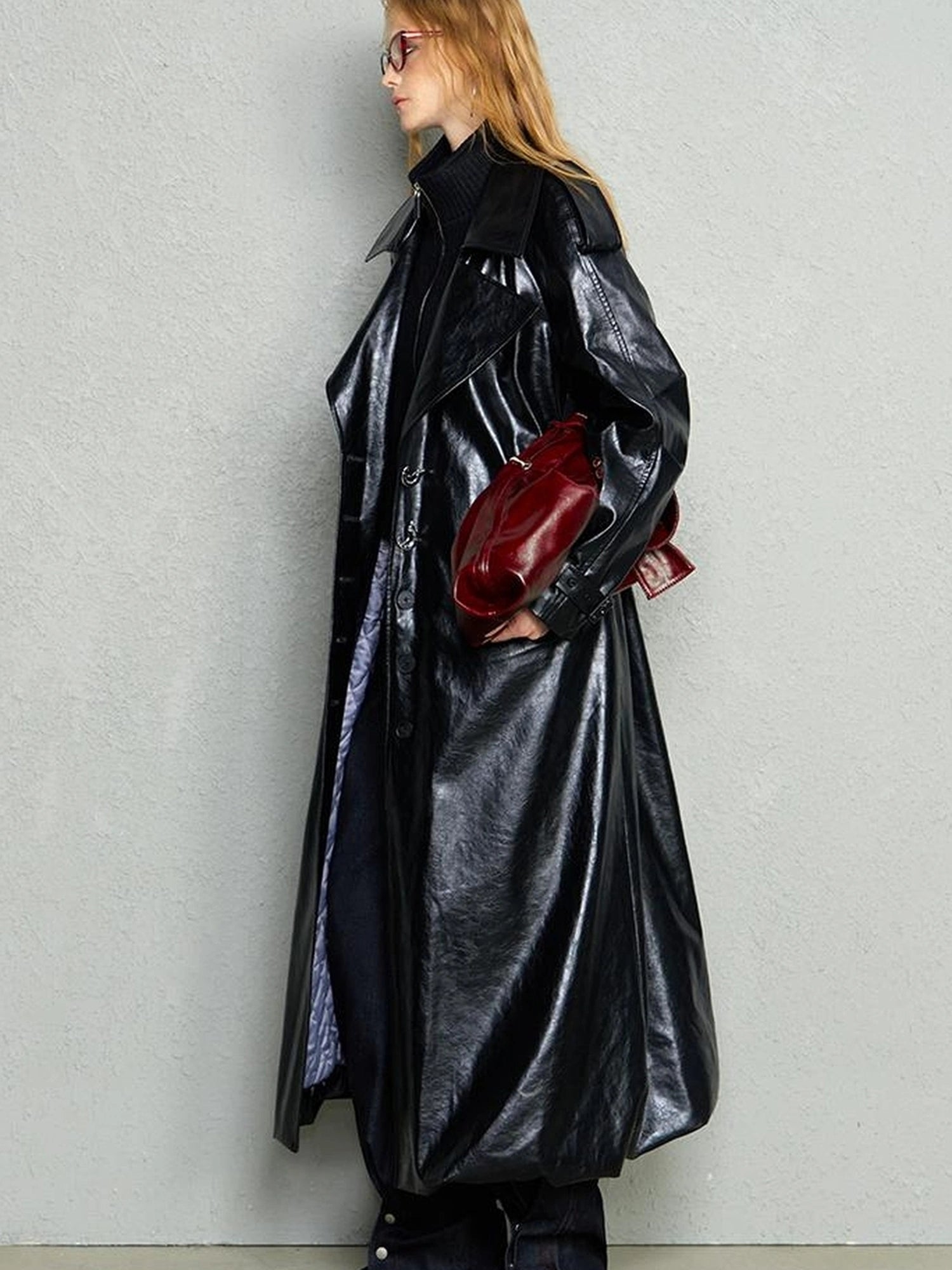 OfAkiva Black Cloud Hem Quilted Leather Coat