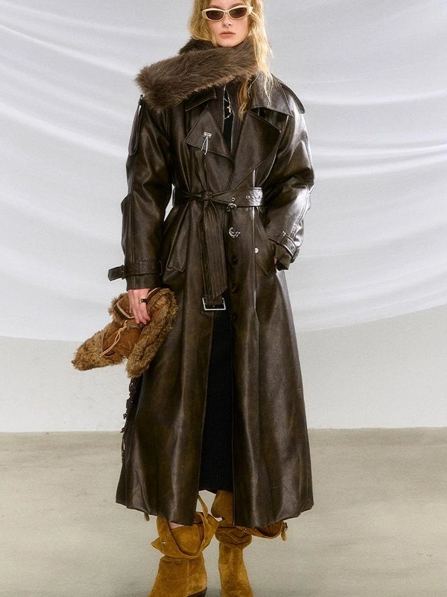 OfAkiva Black Cloud Hem Quilted Leather Coat