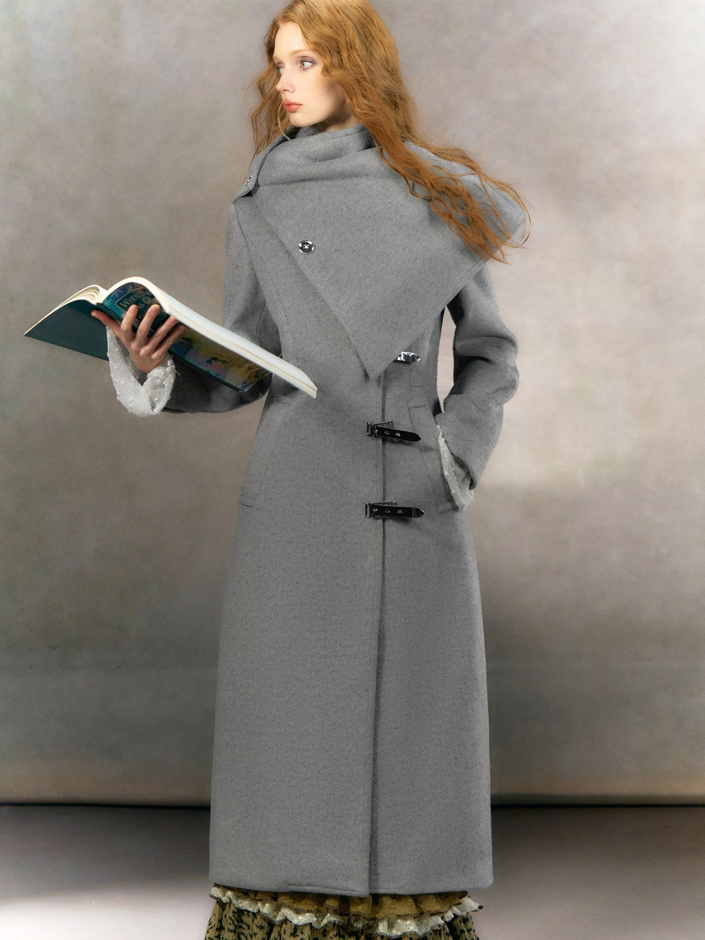 OfAkiva_Cedar_Rose_Vintage_Metal_Button_Wrap_Lapel_Slim_Women&