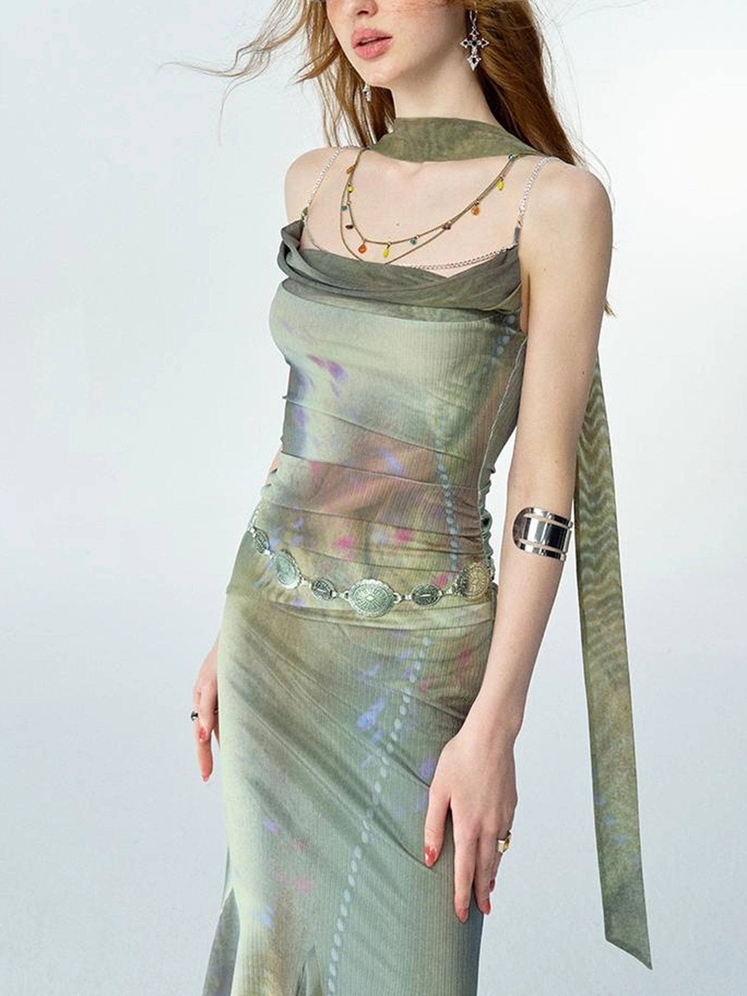 OfAkiva Diamond Chain Print Daisy Slip V-neck Dress