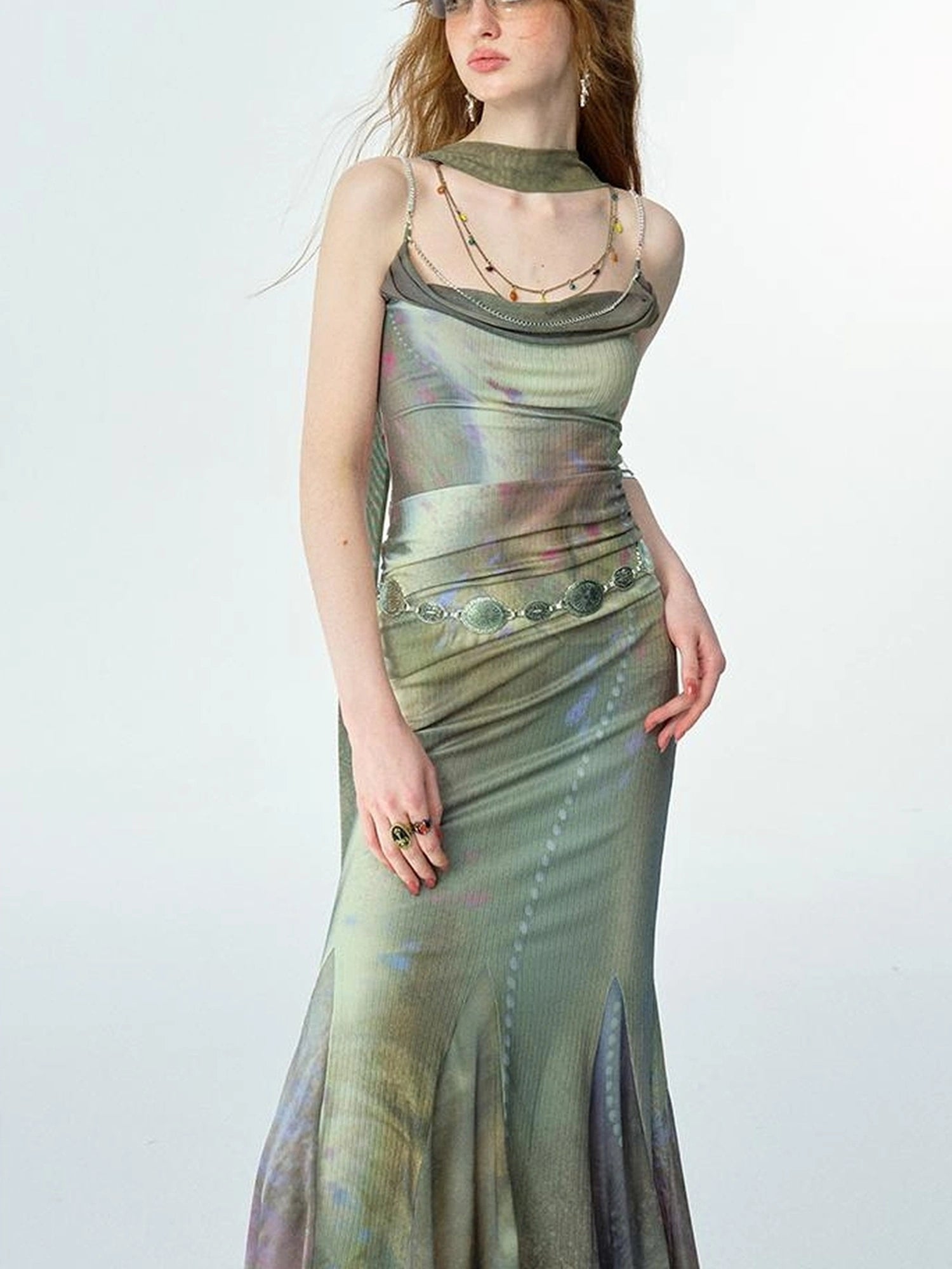 OfAkiva Diamond Chain Print Daisy Slip V-neck Dress