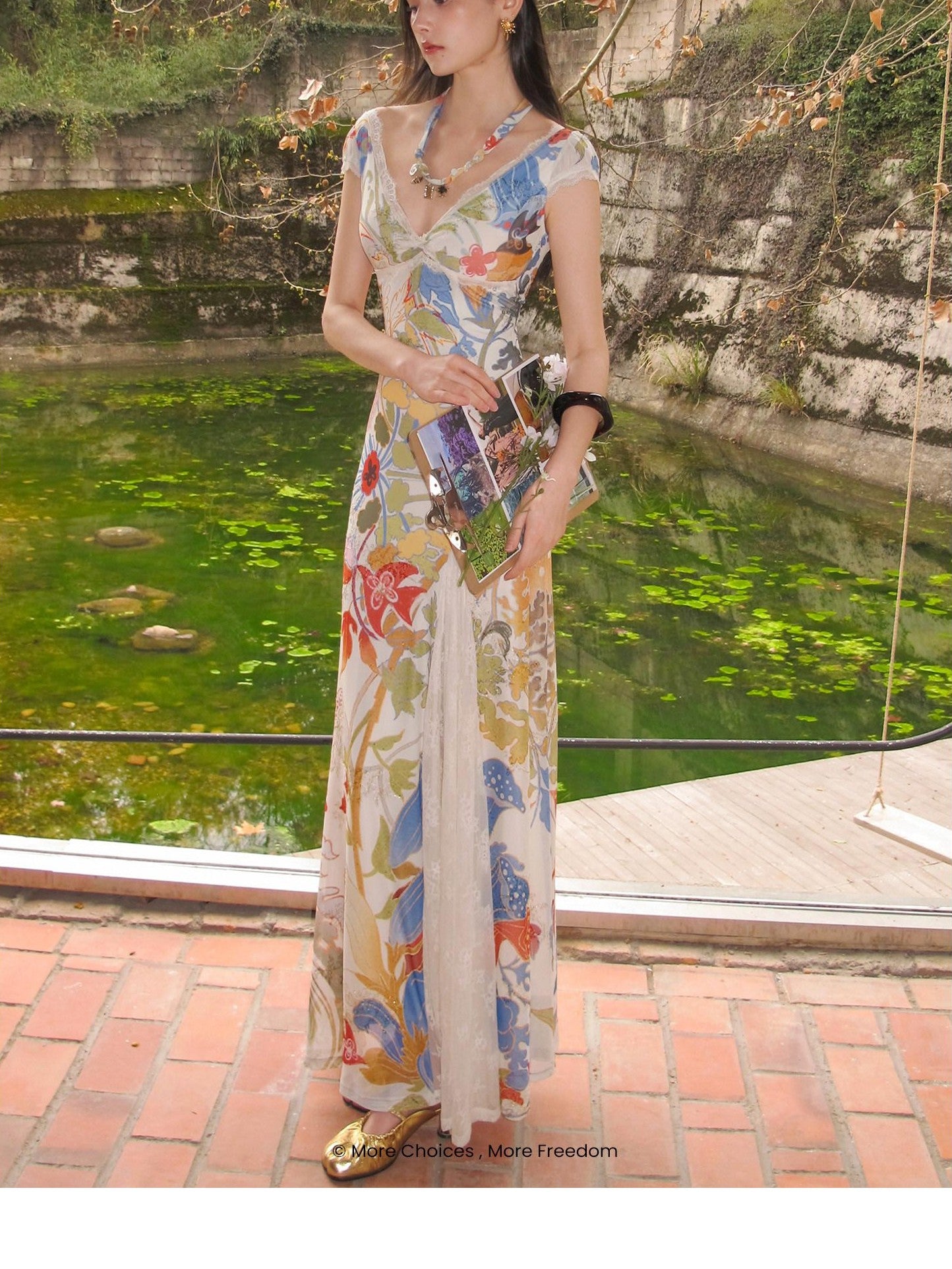 OfAkiva Floral Print Gold Embroidery Women&