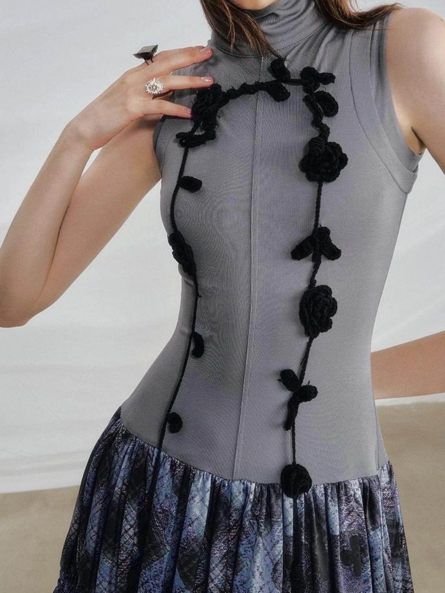 OfAkiva Floral Vine Smocked Floral Print V-neck T-shirt Long Sleeve Dress