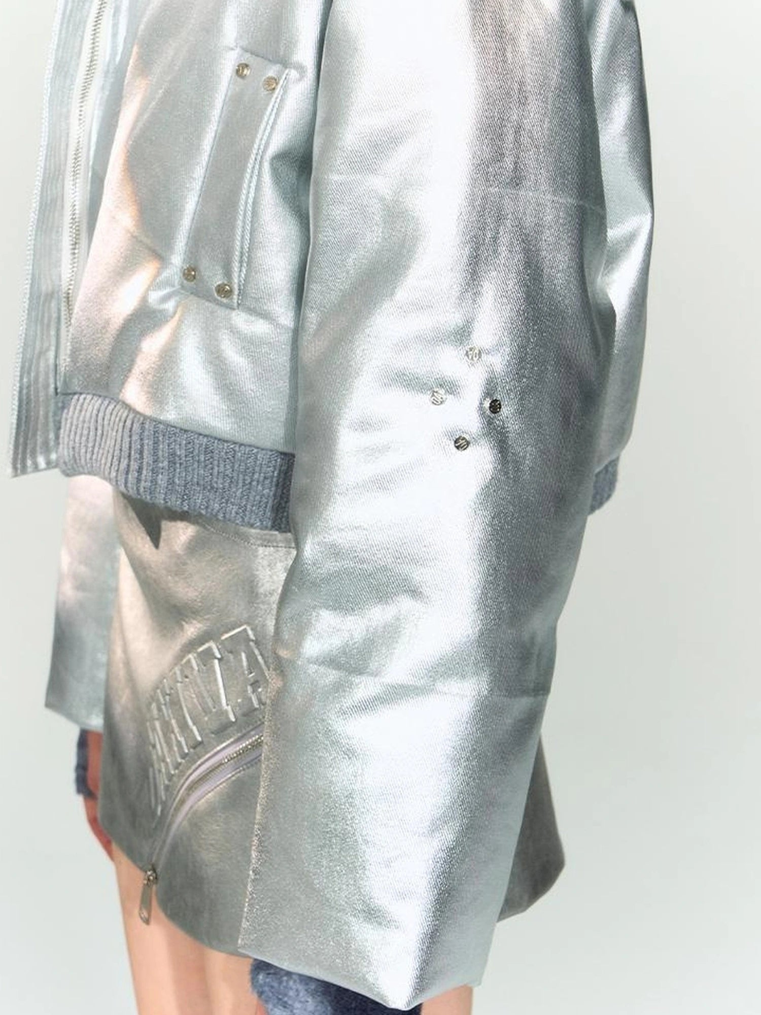 OfAkiva Fluid Sheen Metallic Short Puffer