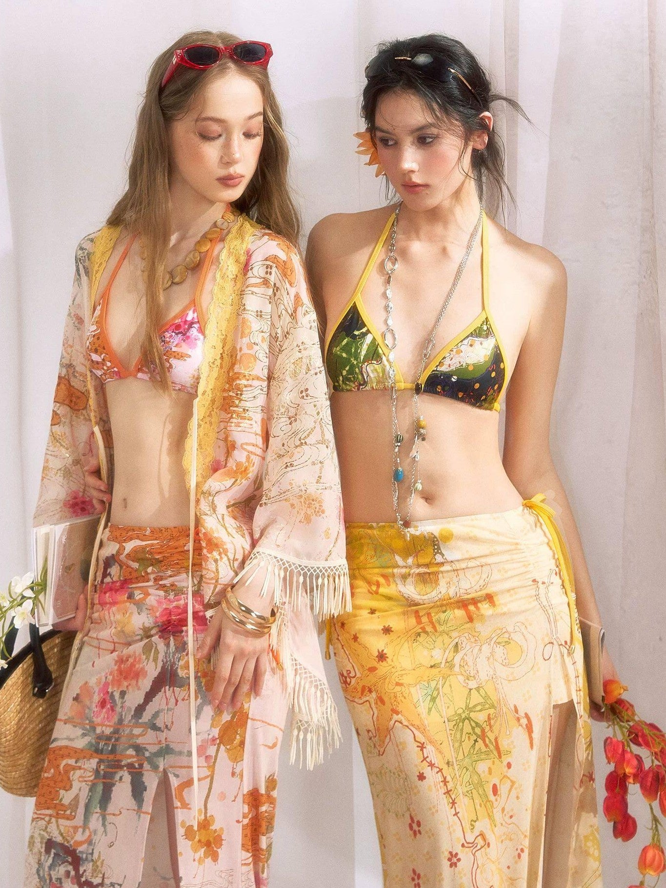 OfAkiva Ink Rainforest Floral Cuff Print V-neck Aline Contrast Women&