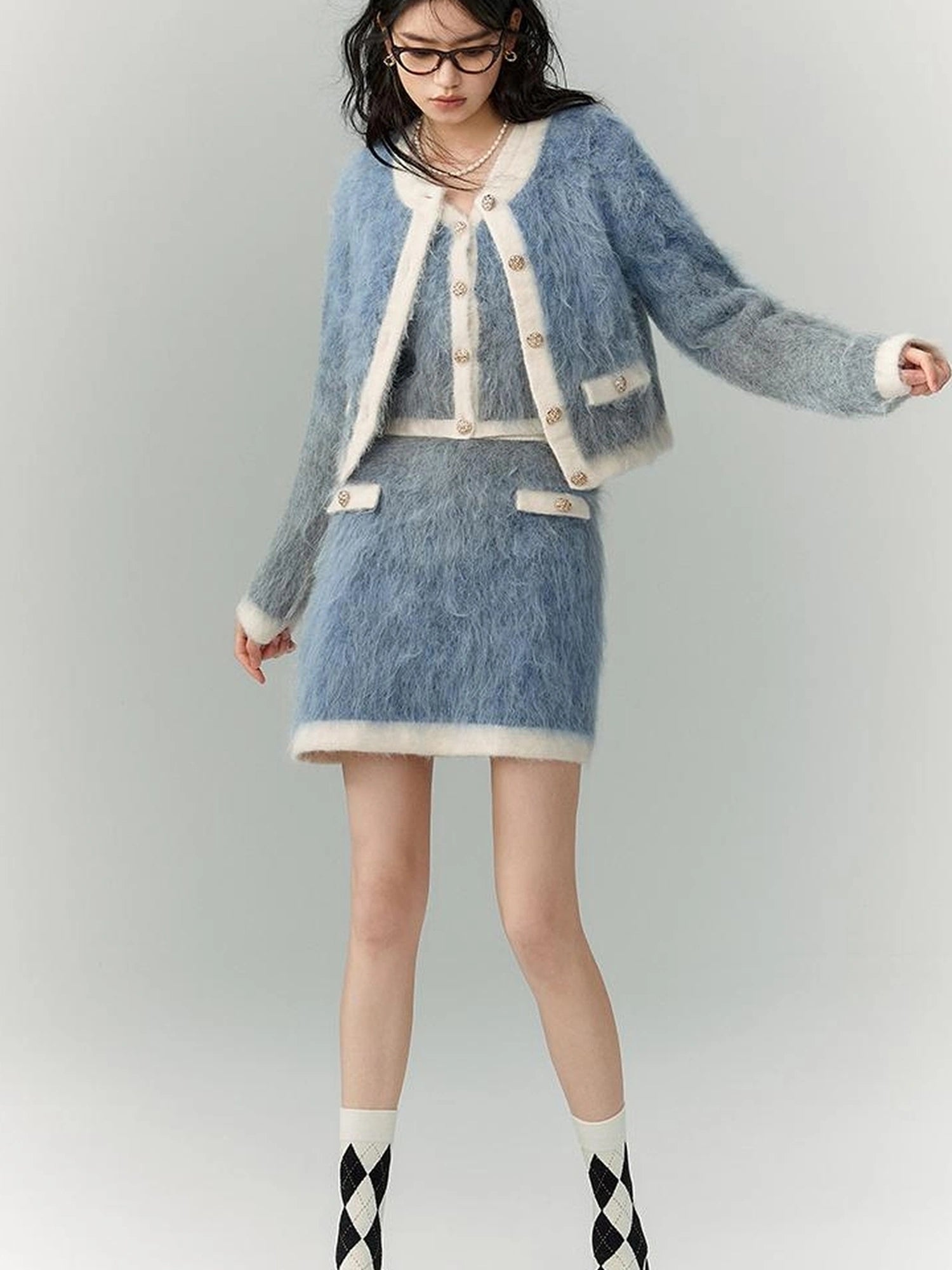 OfAkiva Rebellious Elegance Gradient Knit V-neck T-shirt Long Sleeve