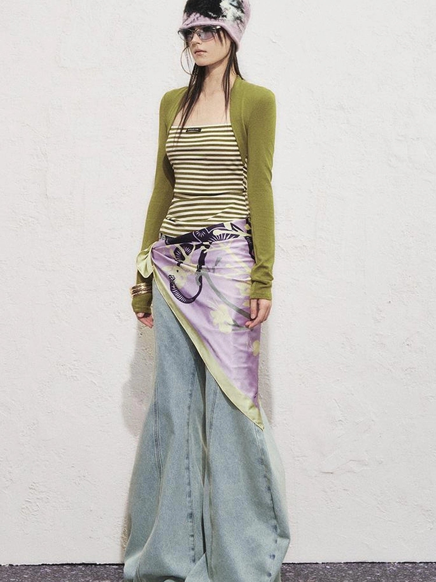 OfAkiva Slim Striped Knit Long Sleeve V-neck T-shirt