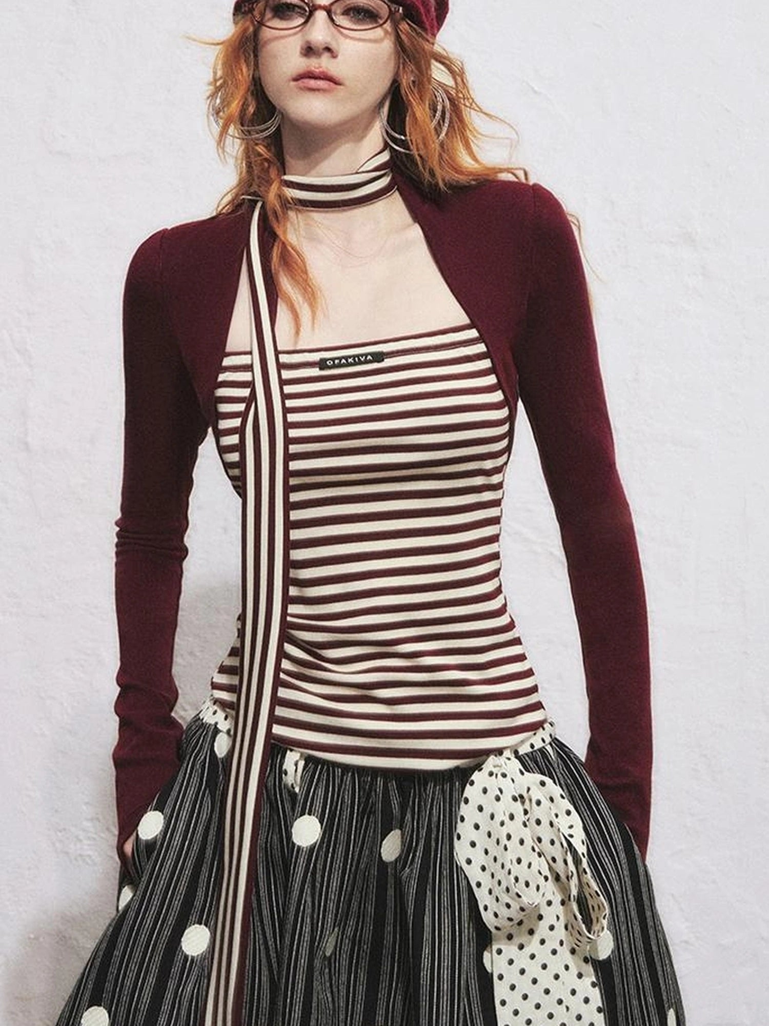 OfAkiva Slim Striped Knit Long Sleeve V-neck T-shirt