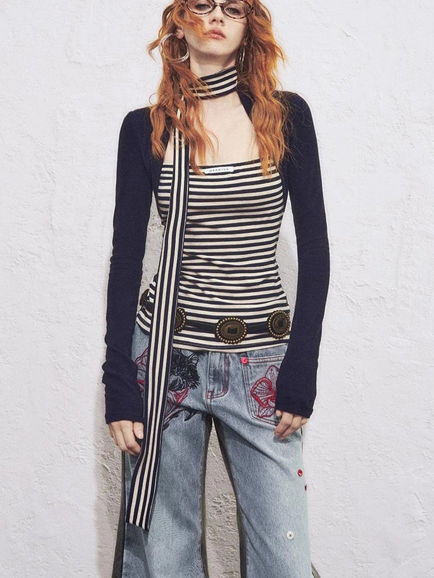 OfAkiva Slim Striped Knit Long Sleeve V-neck T-shirt