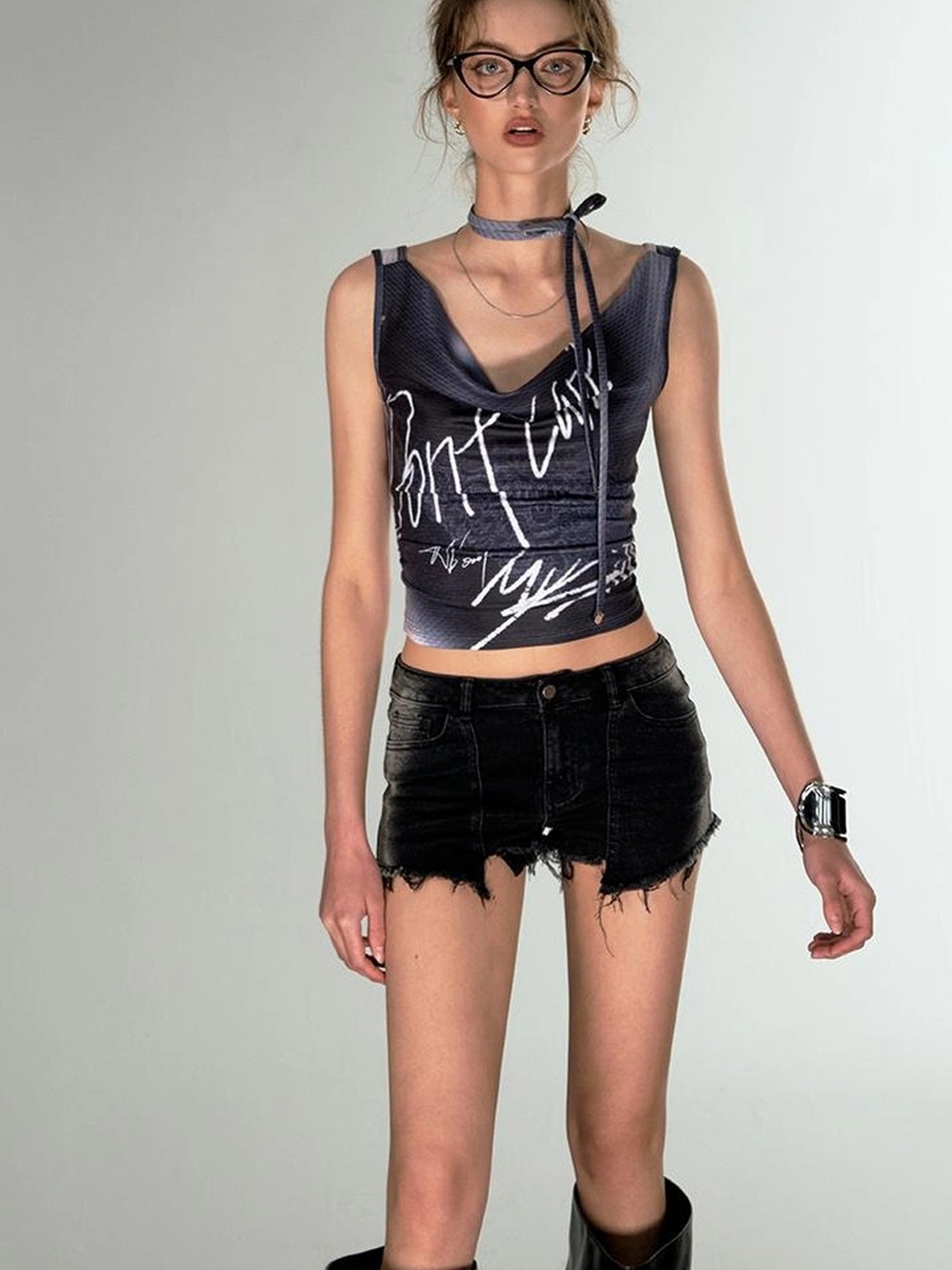 OfAkiva Undefined Print V-Neck Tank Top