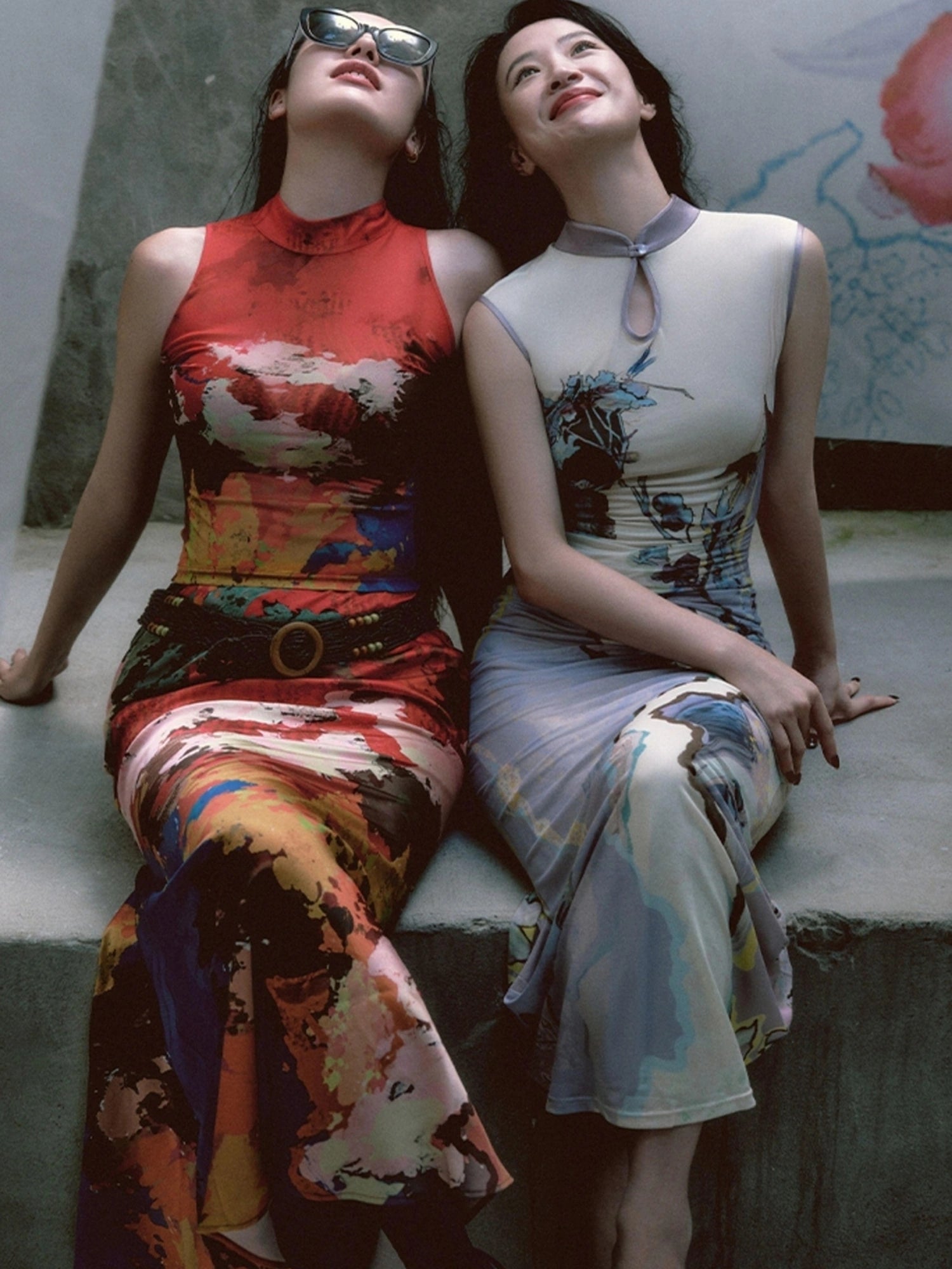 OfAkiva V-Neck T-Shirt Long-Sleeve Maxi Dress