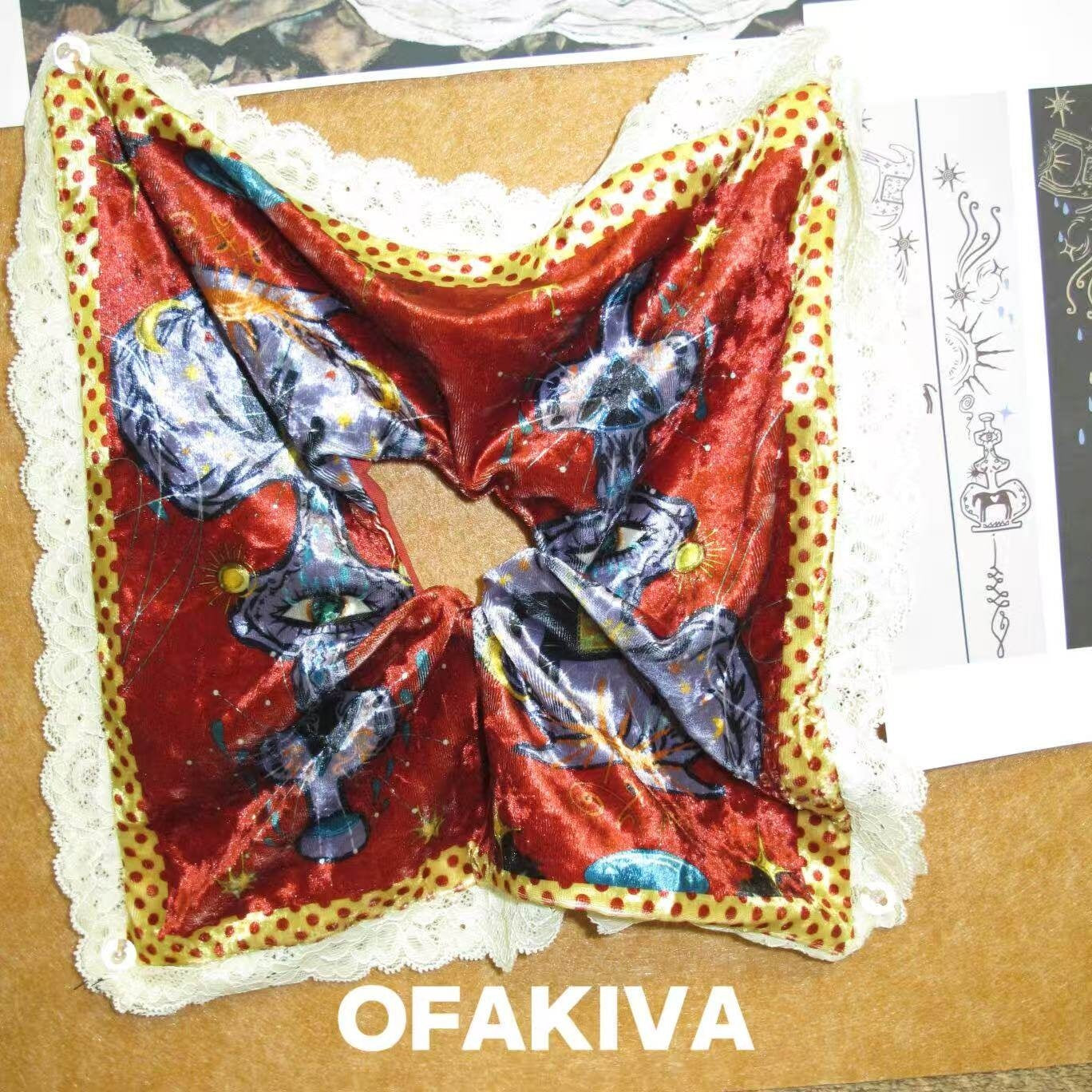 OfAkiva_Vintage_Original_Hand_Drawn_Polka_Dot_Print_Women&