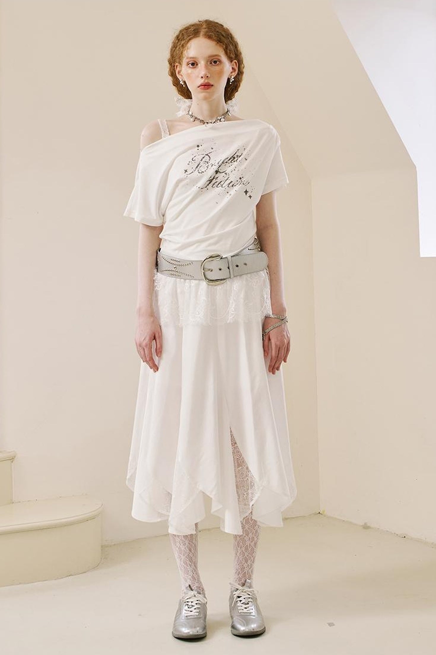 DIDDI MODA Off Shoulder Letter Graphic Rhinestone Pleated Tee