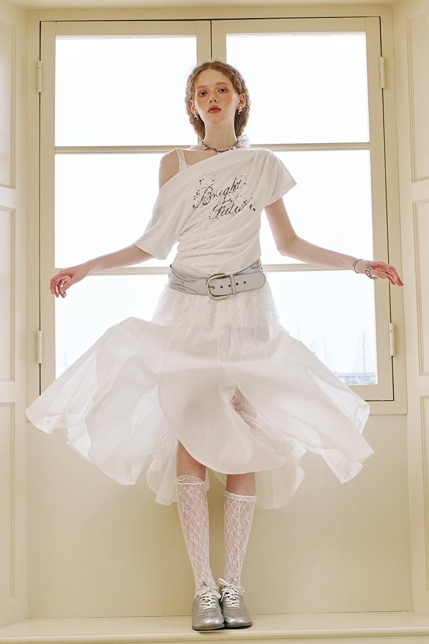 DIDDI MODA Off Shoulder Letter Graphic Rhinestone Pleated Tee