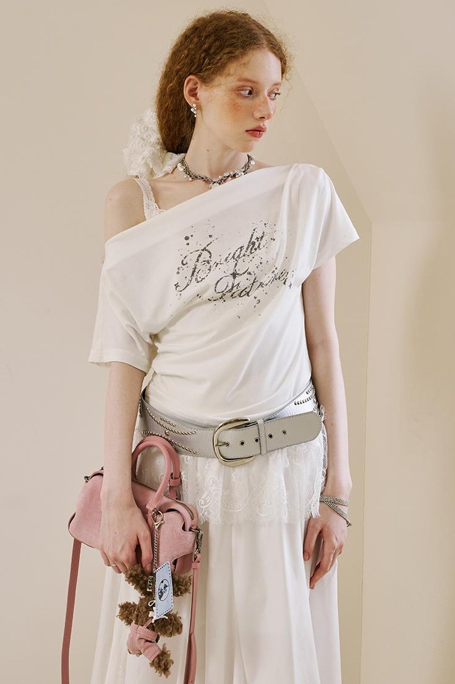 DIDDI MODA Off Shoulder Letter Graphic Rhinestone Pleated Tee