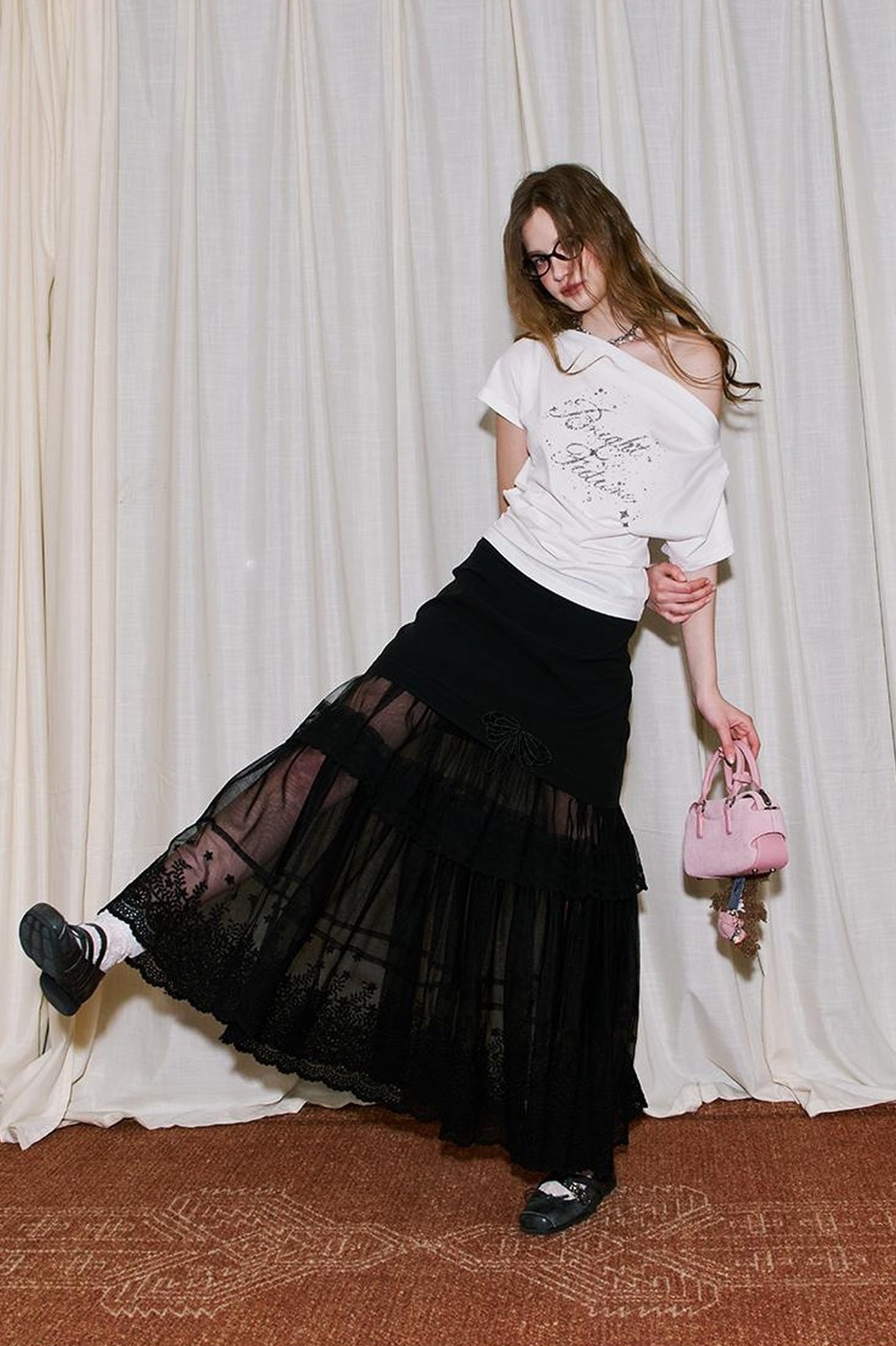 DIDDI MODA Off Shoulder Letter Graphic Rhinestone Pleated Tee